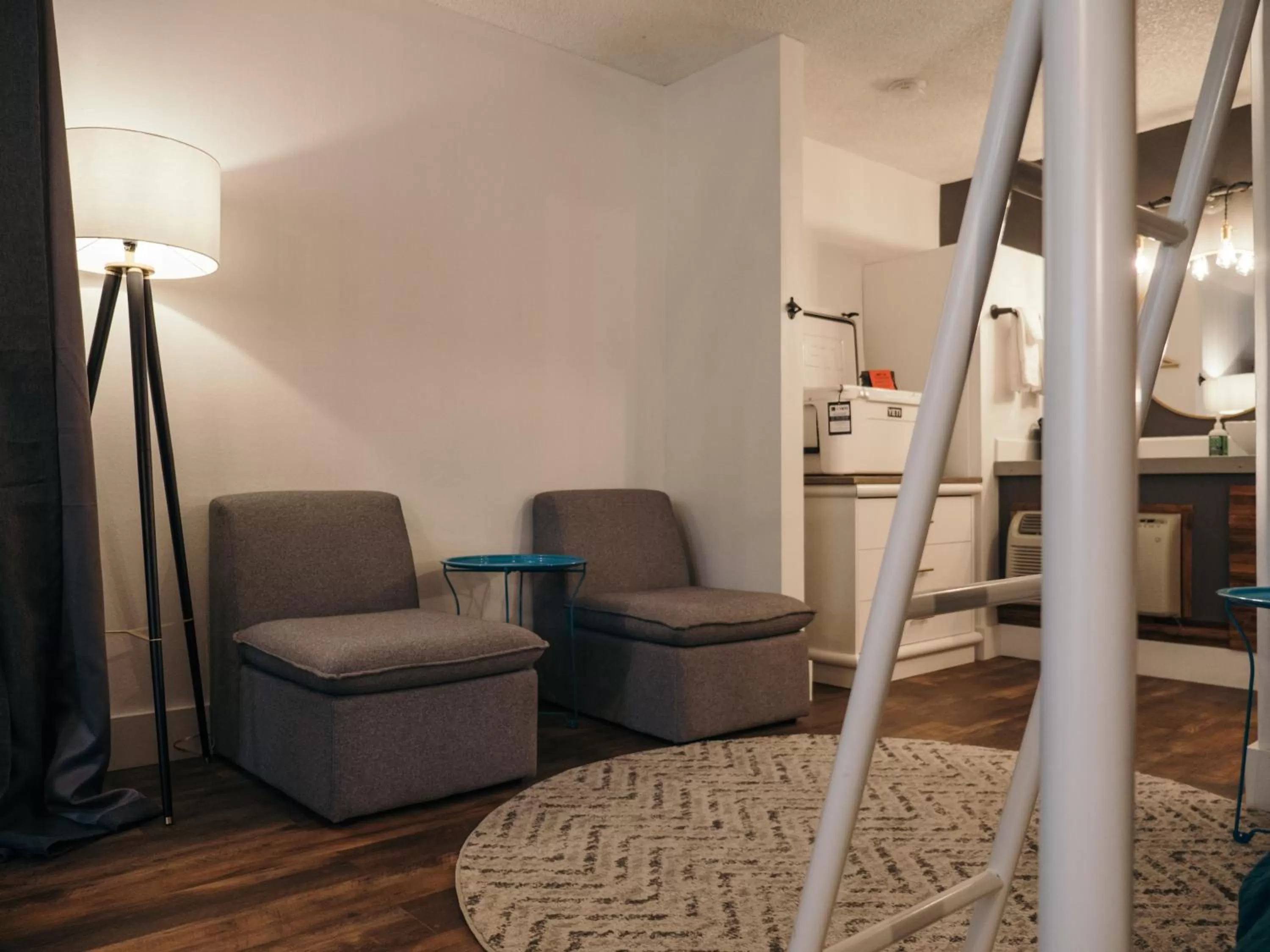 Seating area in LOGE Bend