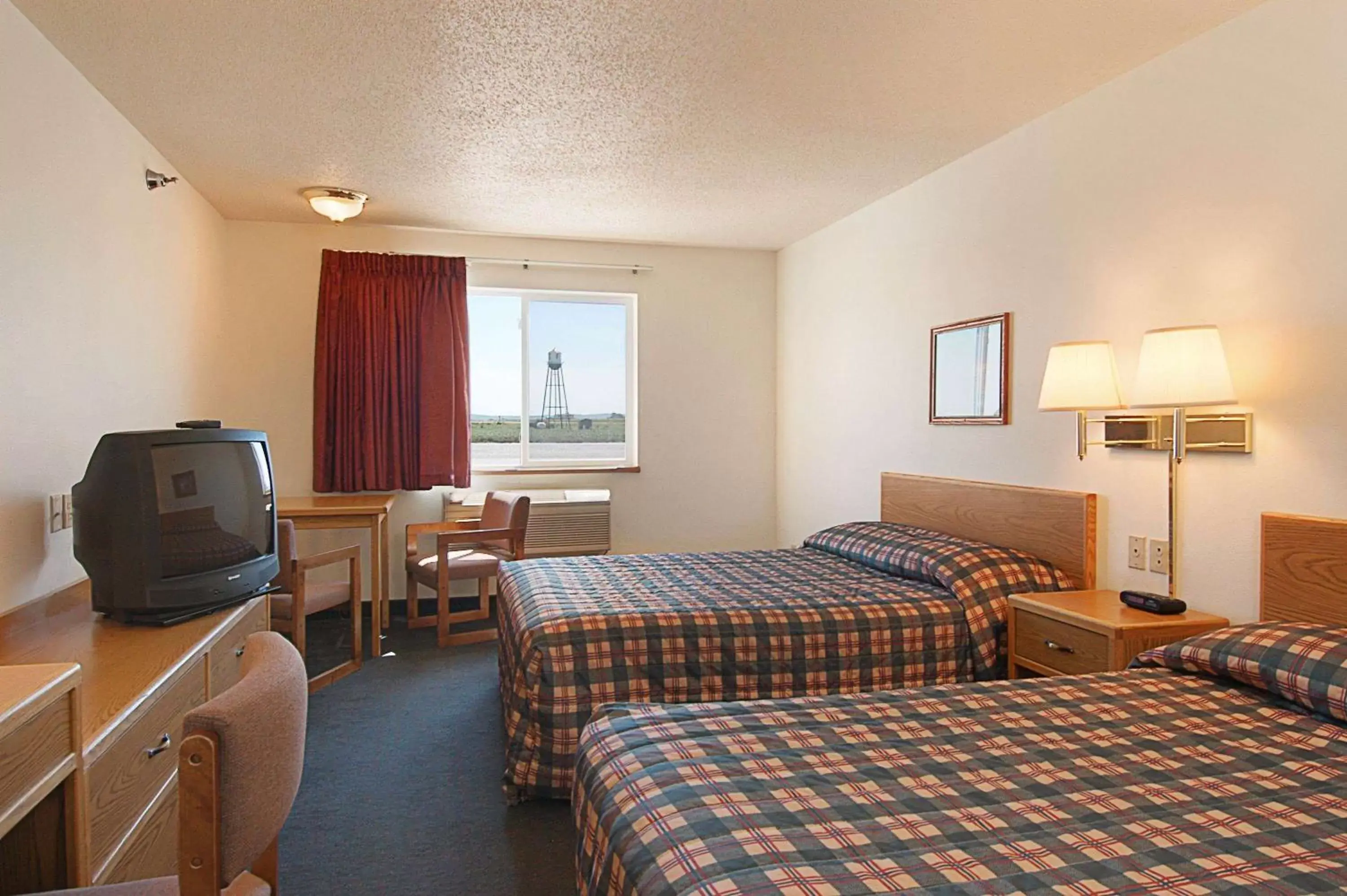 Photo of the whole room in Super 8 by Wyndham Nebraska City