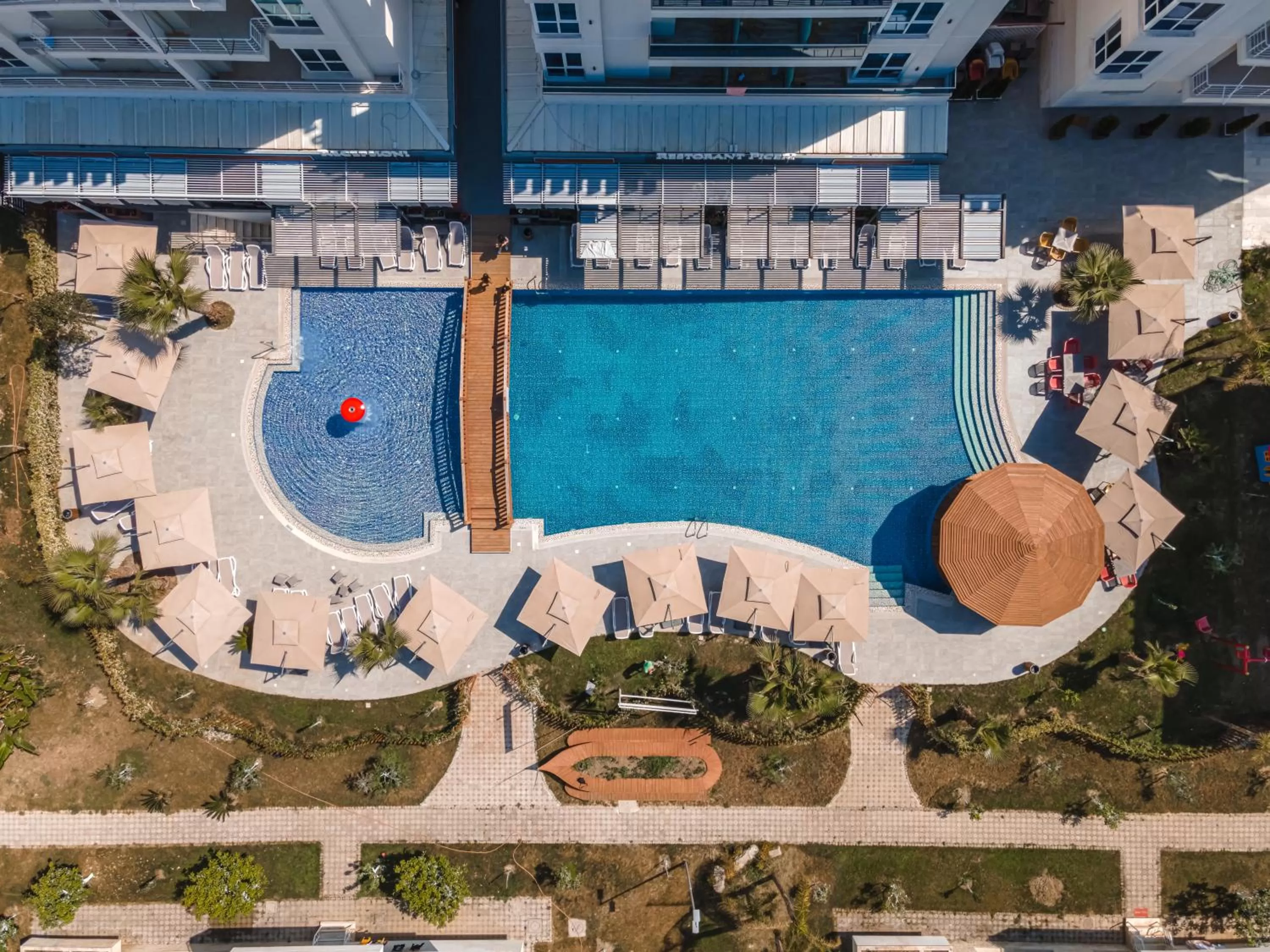 Swimming pool in Ledina Hotel