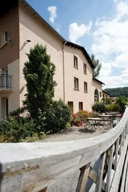 Property Building in Hotel du Lac Foix