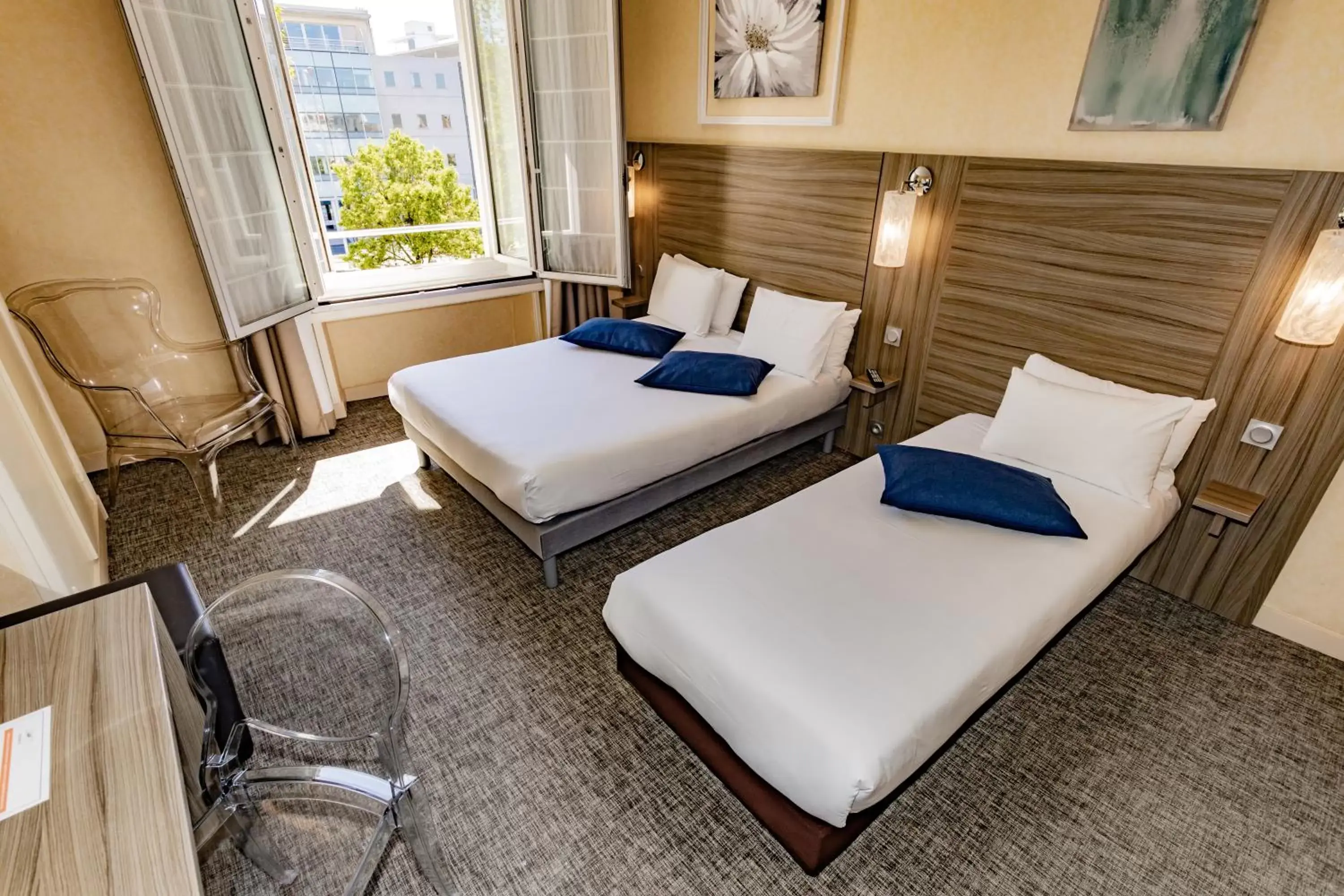 Bedroom, Bed in Hôtel de Champagne