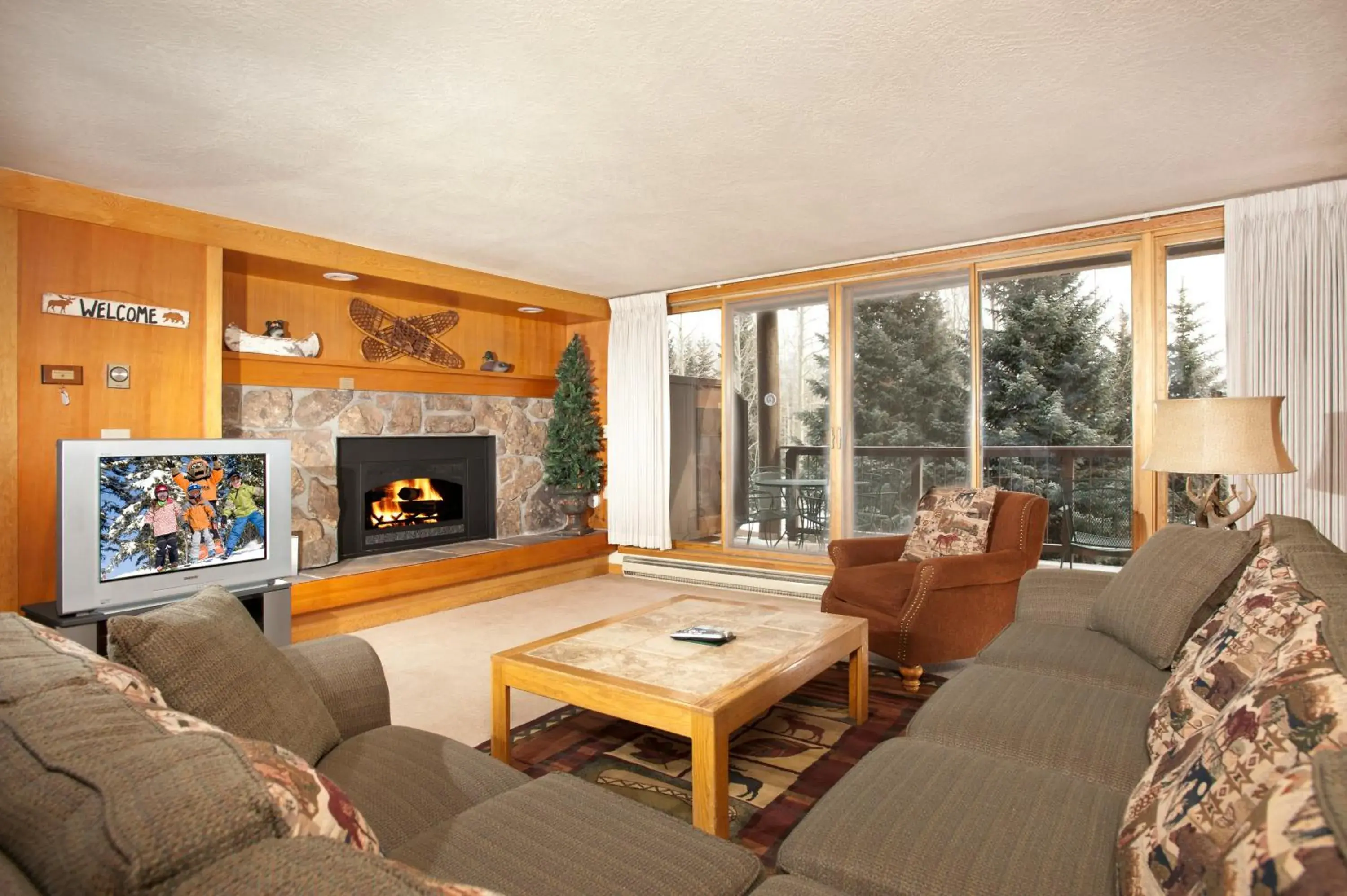Living room in Evergreen Condominiums by Keystone Resort Living room in Evergreen Condominiums by Keystone Resort