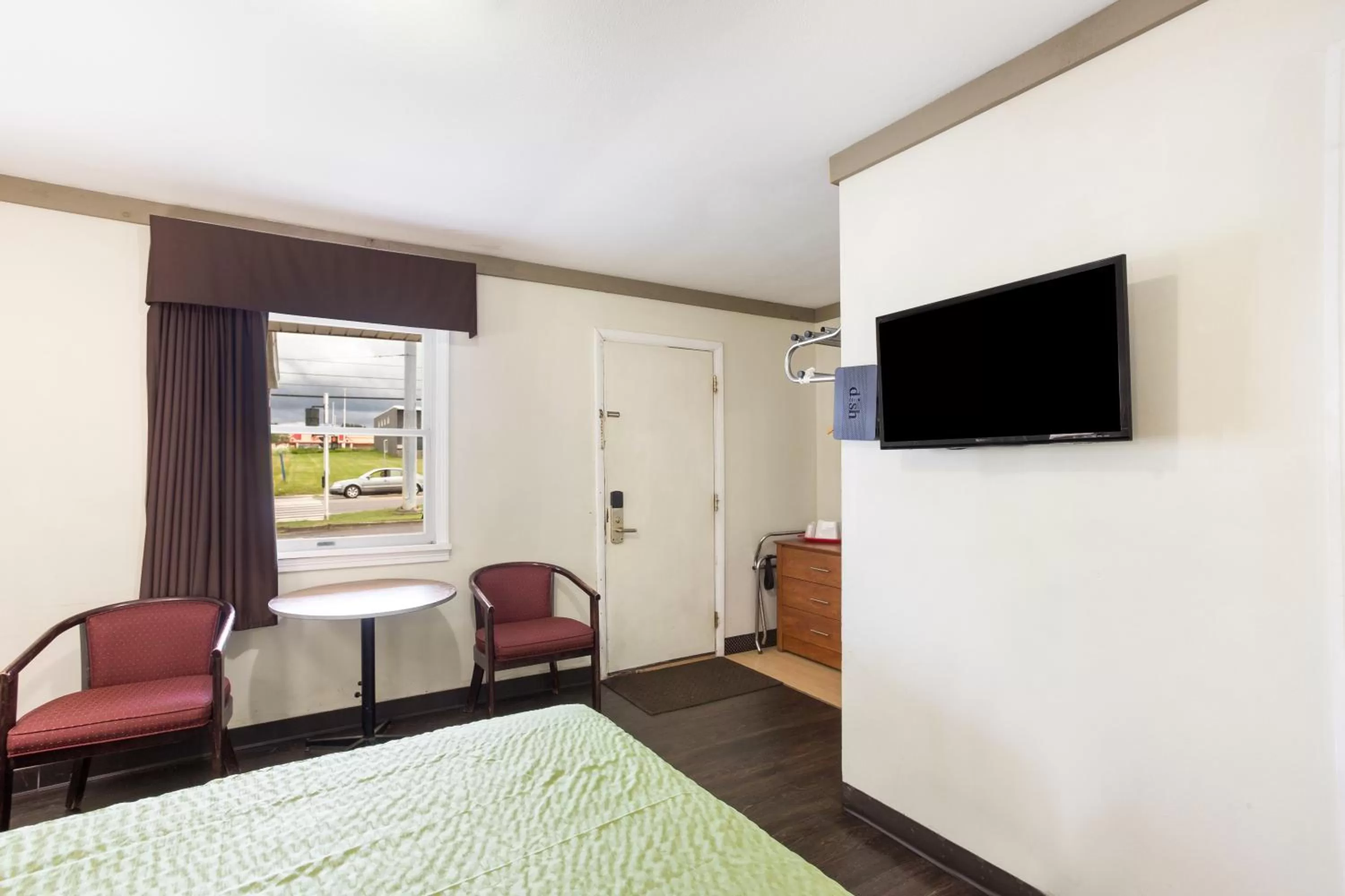 TV and multimedia, Bed in Malone Inn