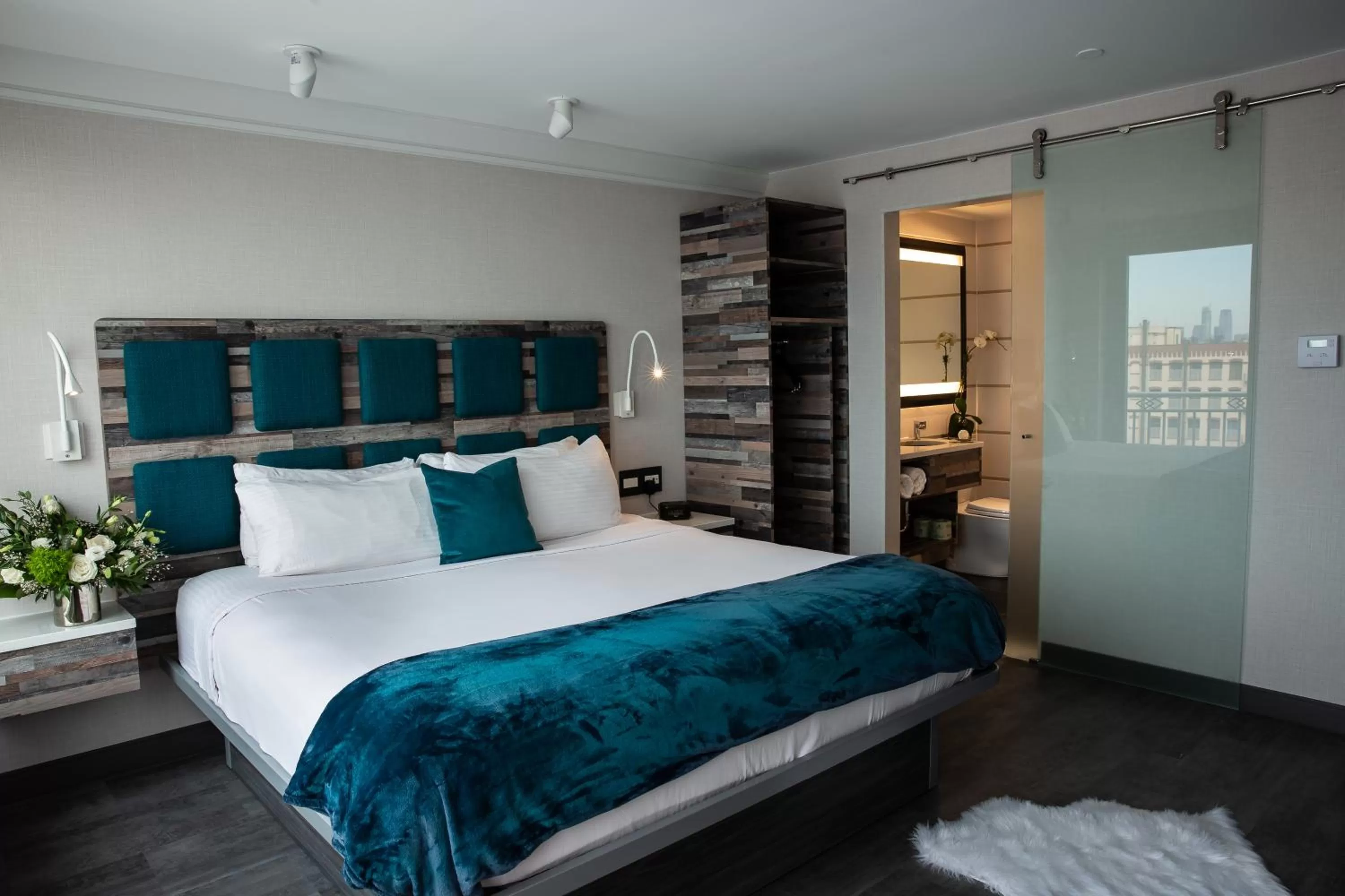 Bedroom, Bed in Hotel Le Bleu