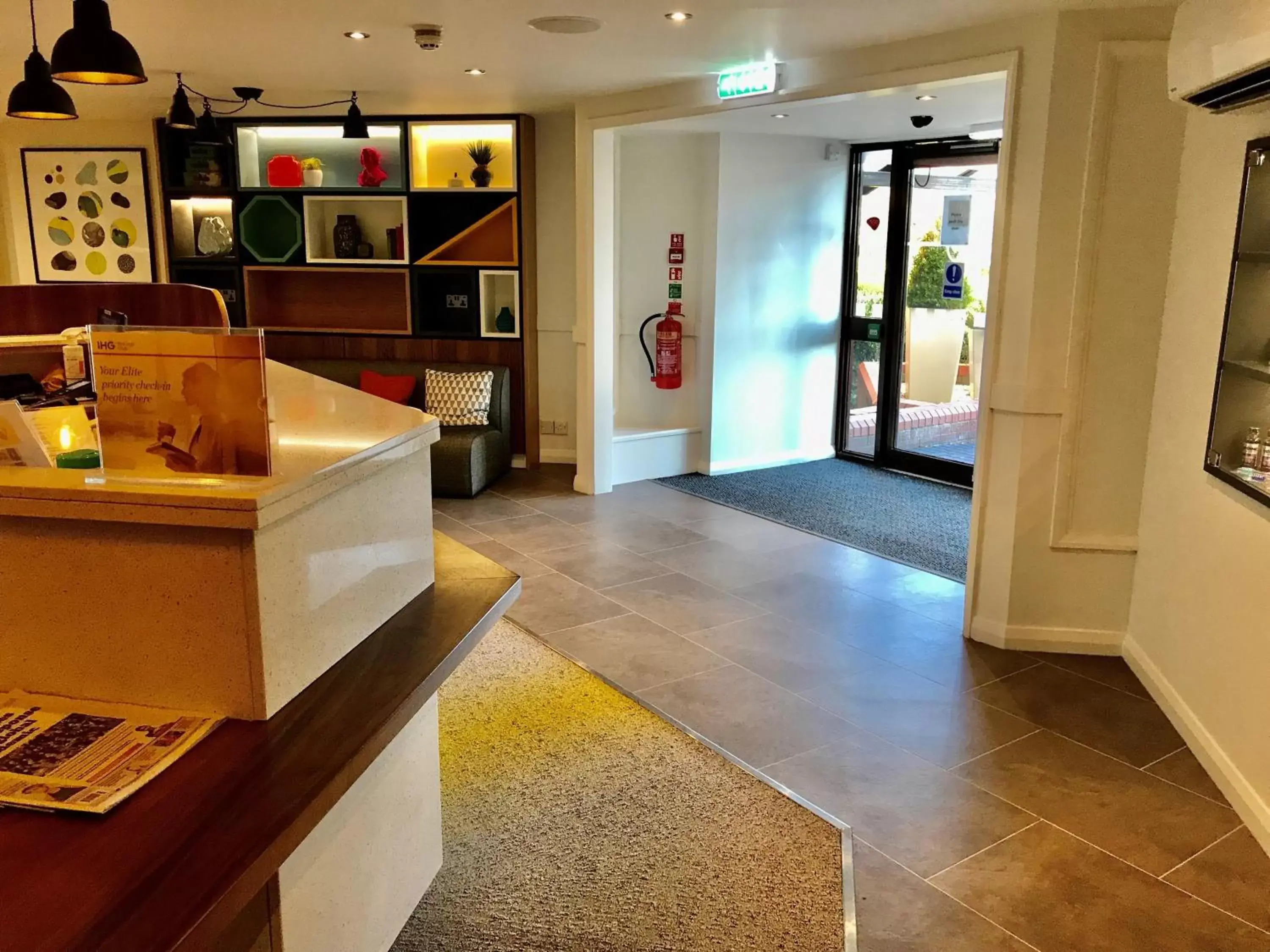 Property building, Lobby/Reception in Holiday Inn A55 Chester West, an IHG Hotel