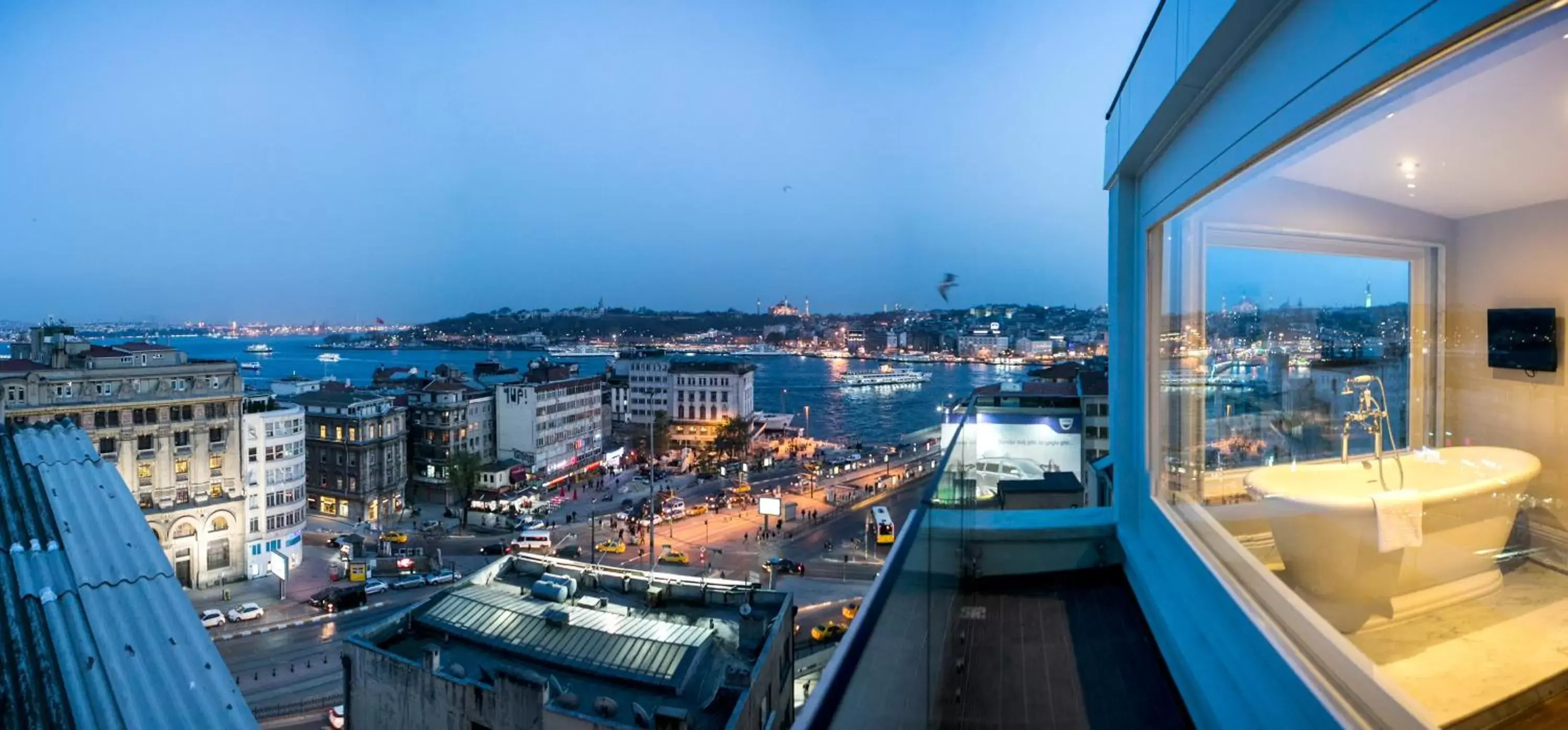 City view, Balcony/Terrace in The Bank Hotel Istanbul, a Member of Design Hotels