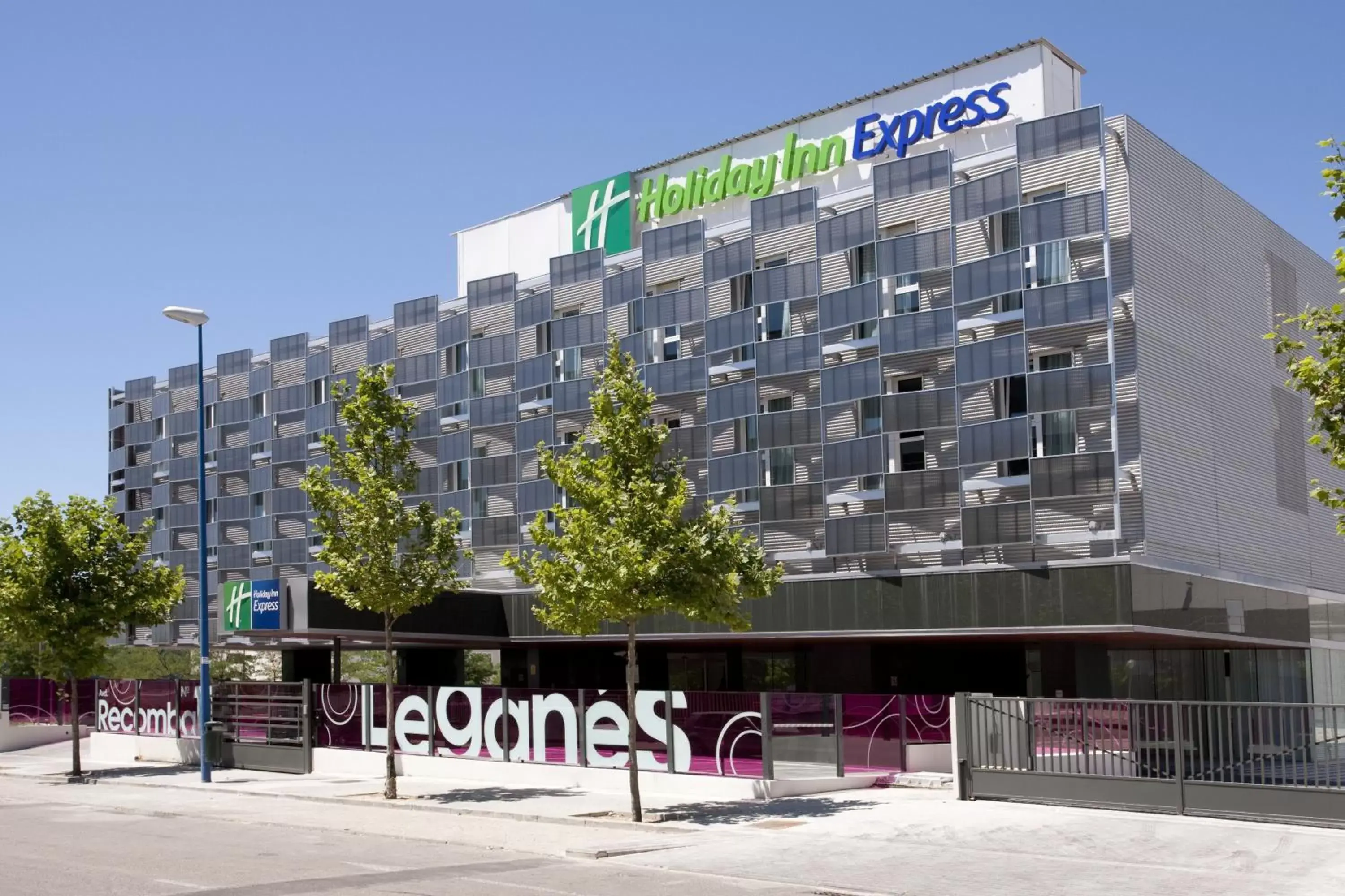 Property Building in Holiday Inn Express Madrid Leganes, an IHG Hotel