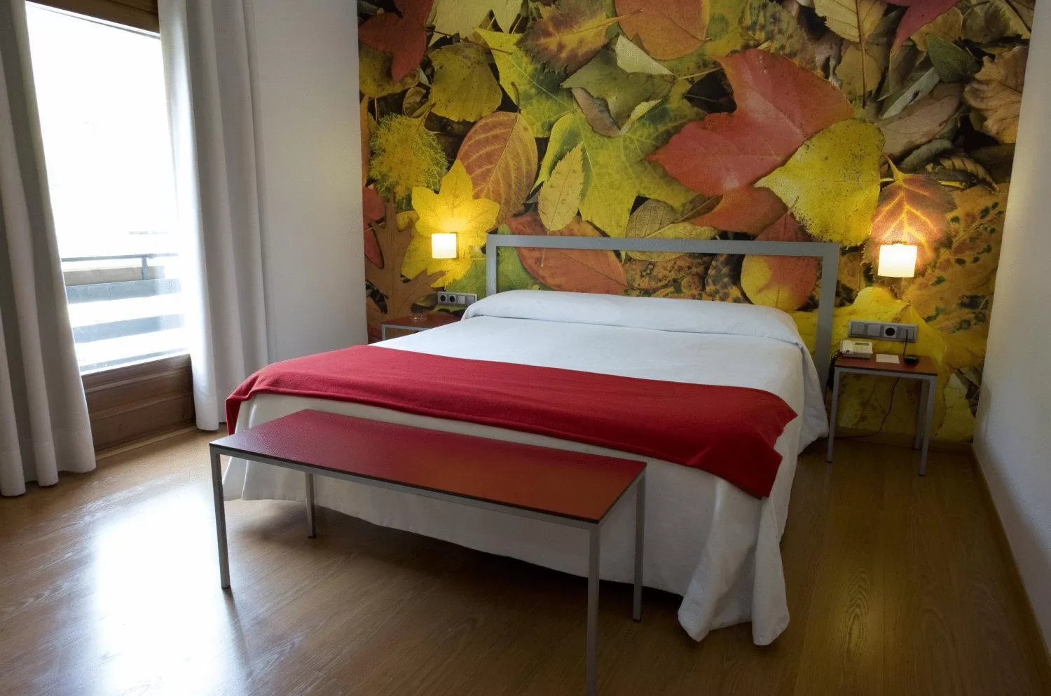 Photo of the whole room, Bed in Hotel Restaurant Pessets & SPA