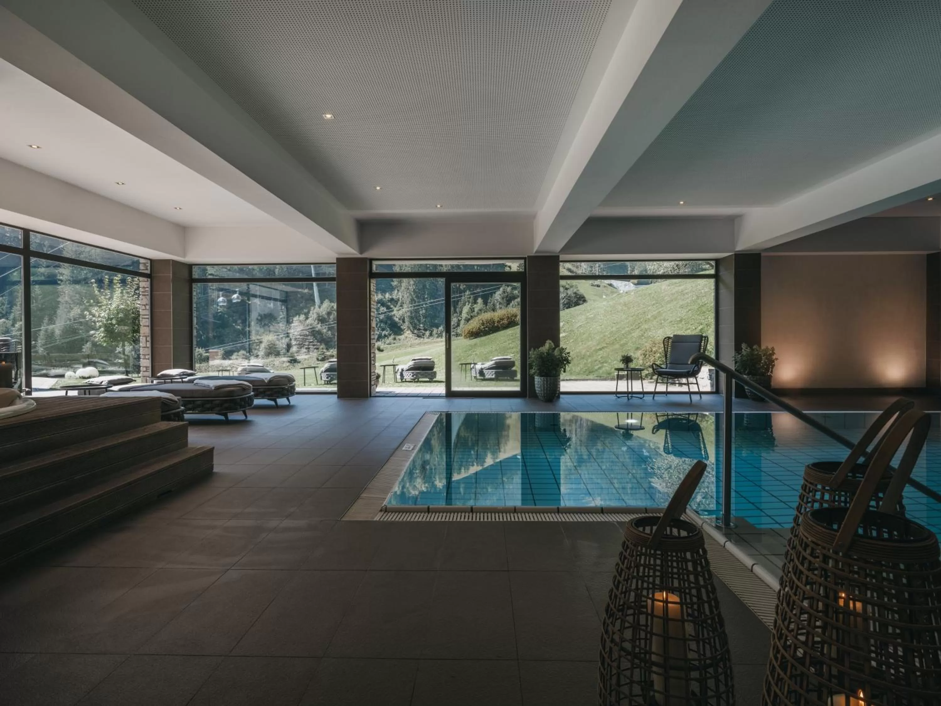 Pool view in VAYA Zell am See