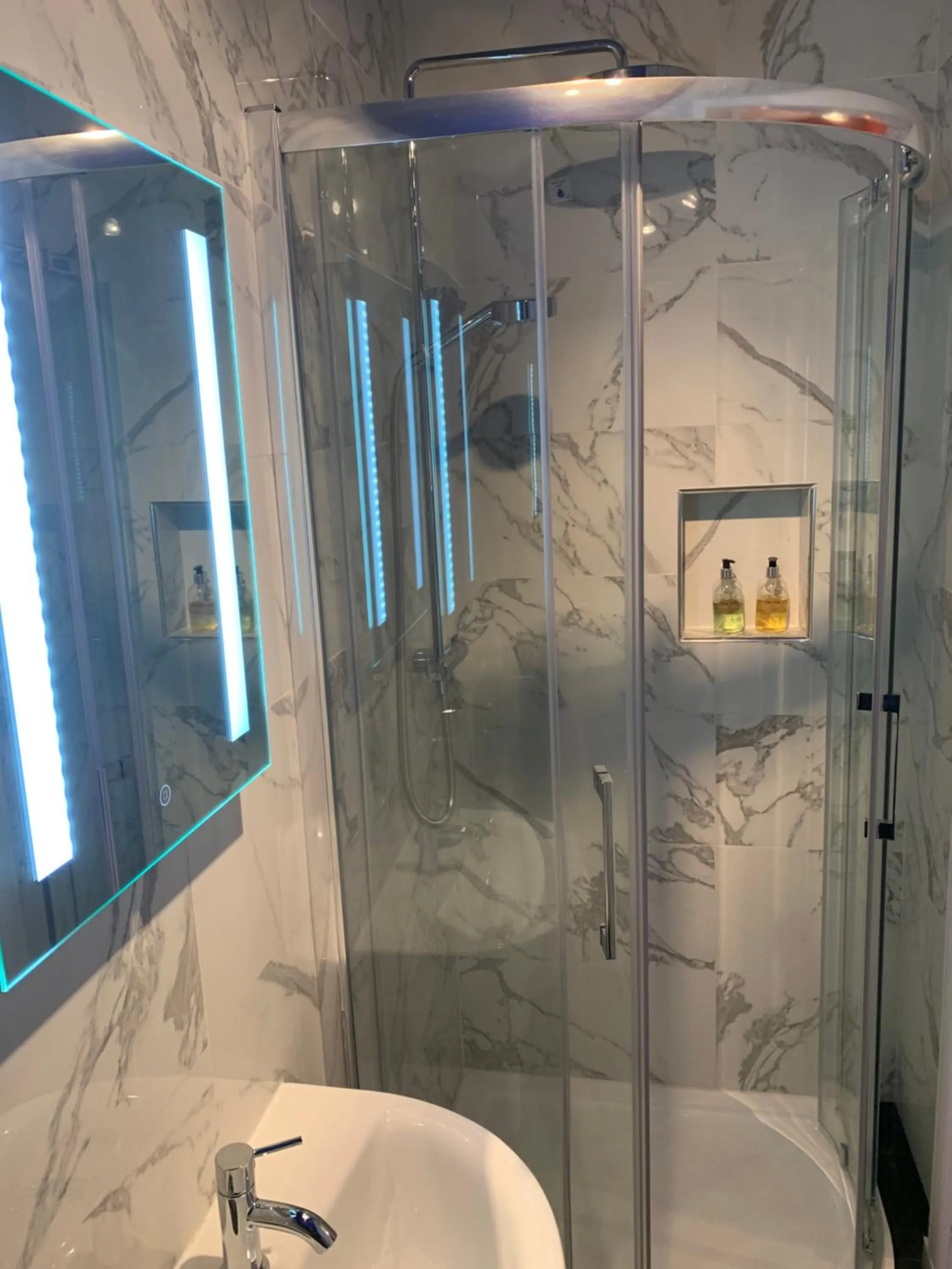 Bathroom in Southside Guest House