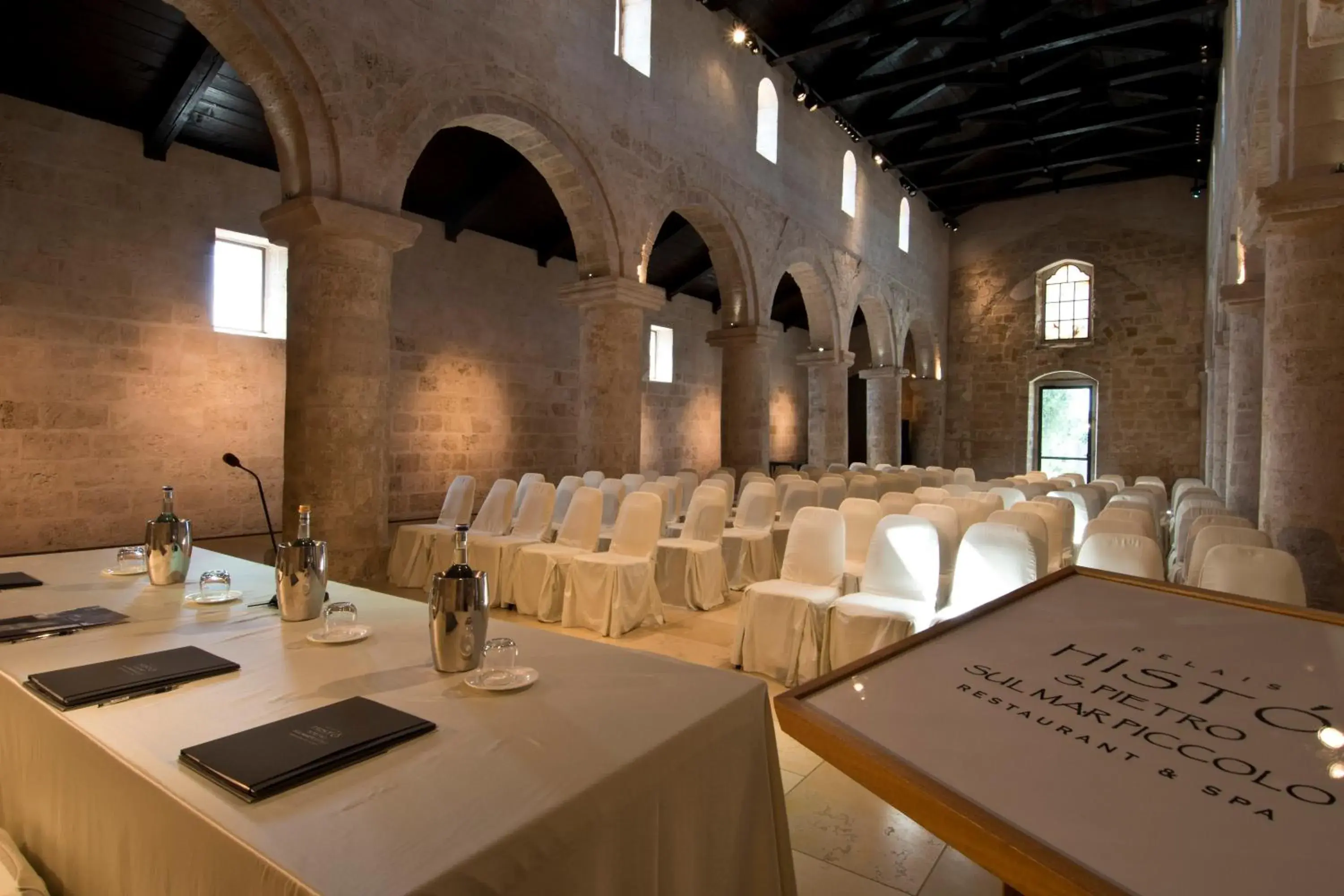 Meeting/conference room in Histò San Pietro Sul Mar Piccolo