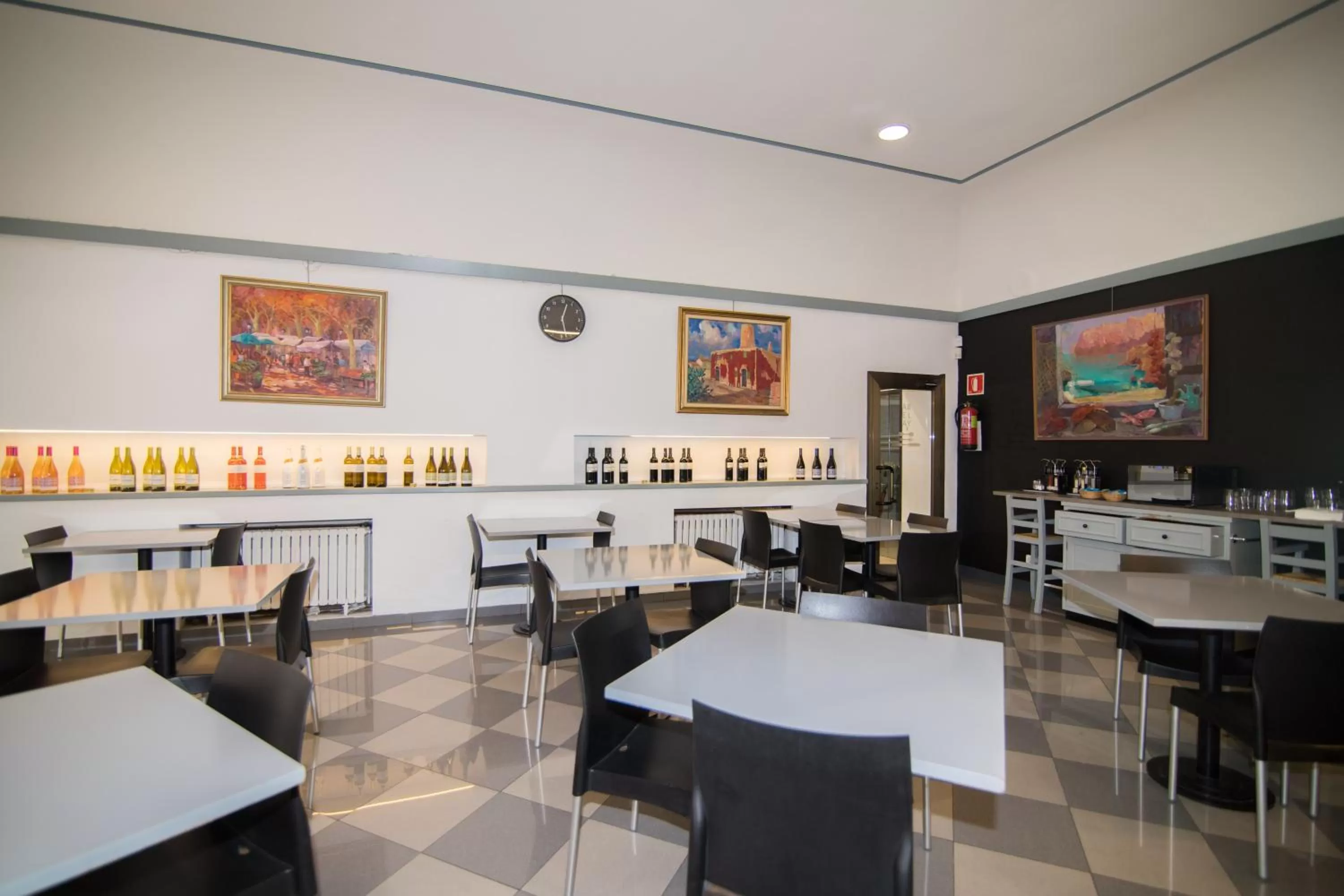 Restaurant/places to eat in Hotel Abelay