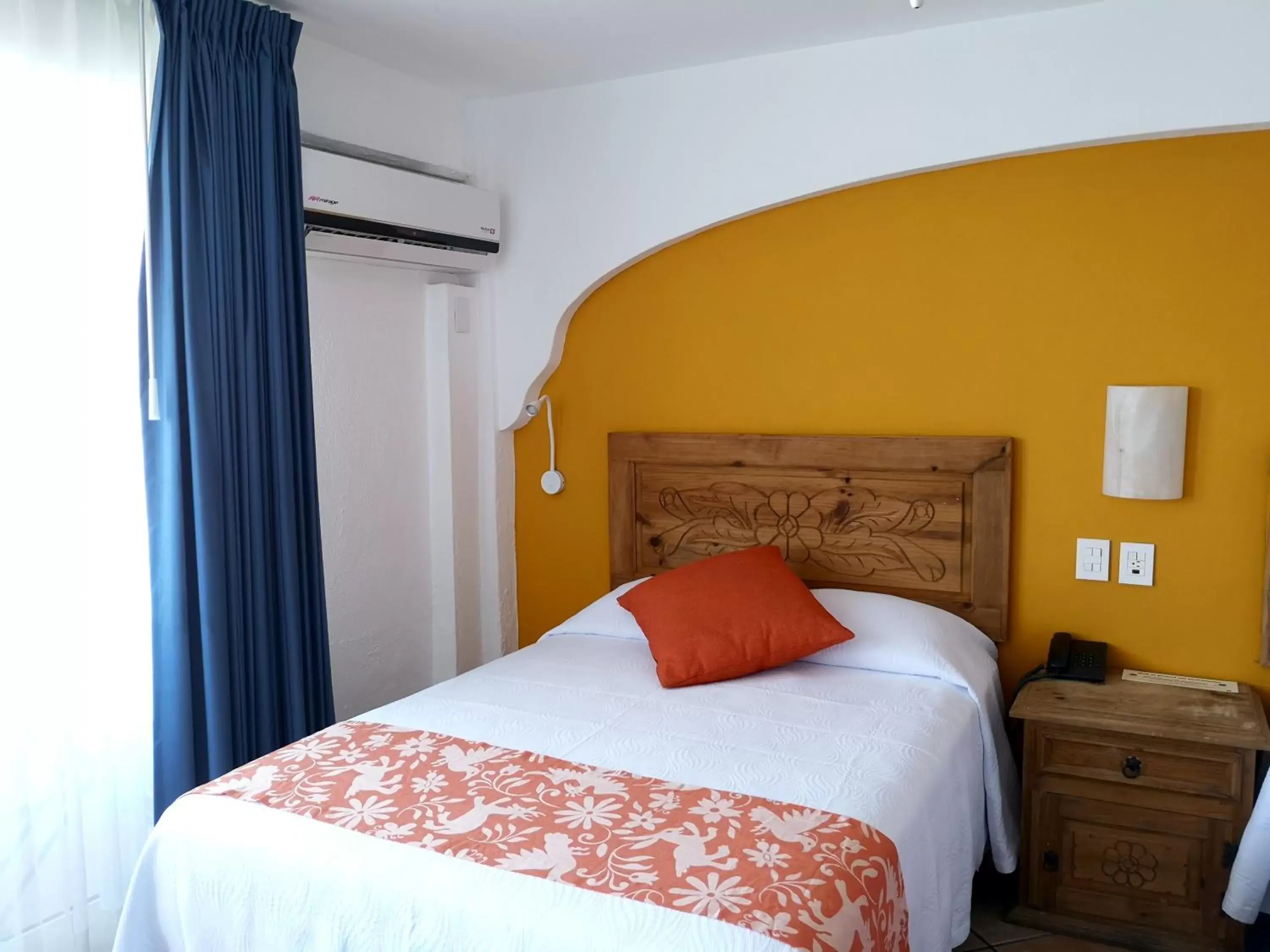 Photo of the whole room, Bed in Hotel El Pescador