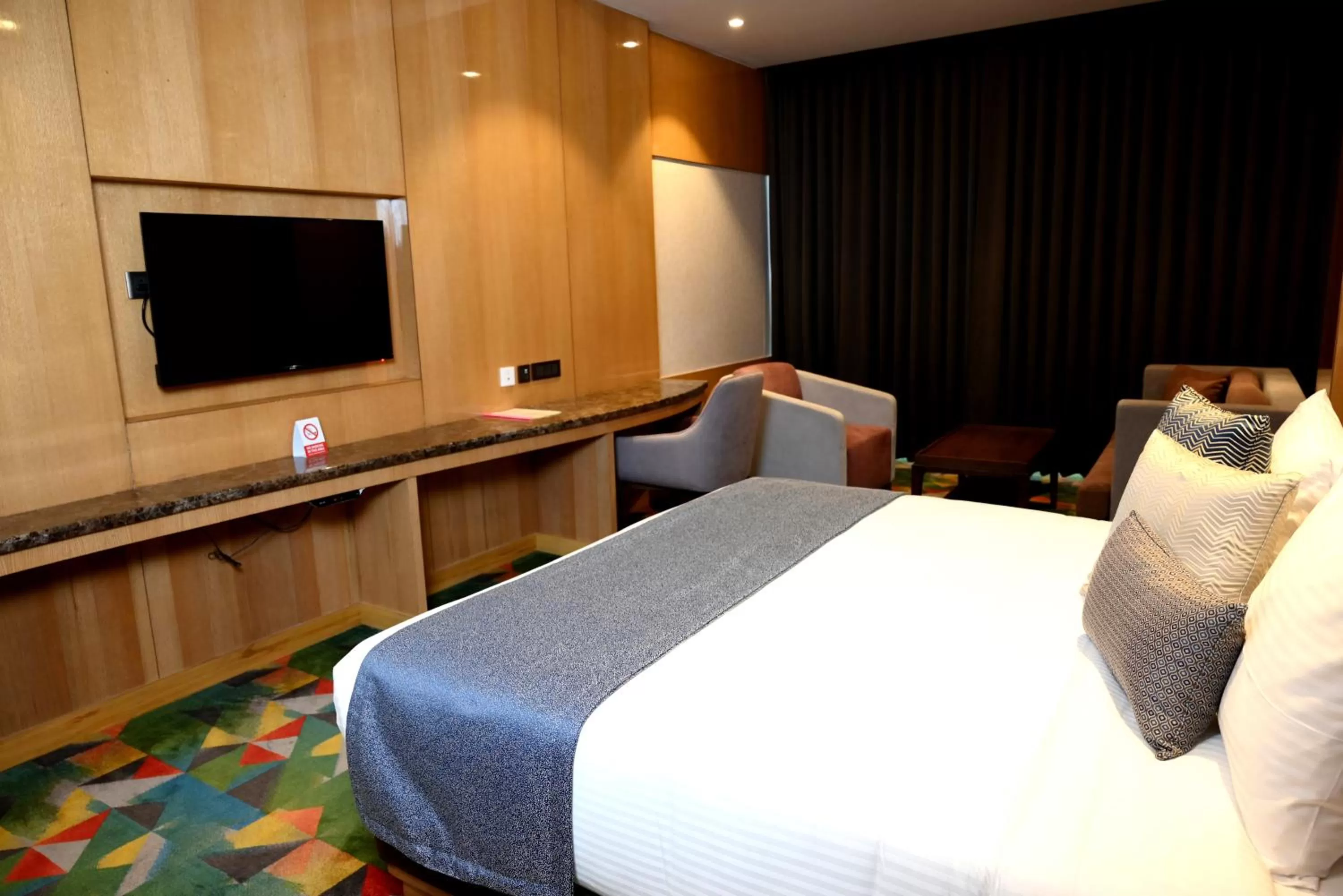 Bedroom, Bed in Ramada Plaza by Wyndham Jammu Vijaypur