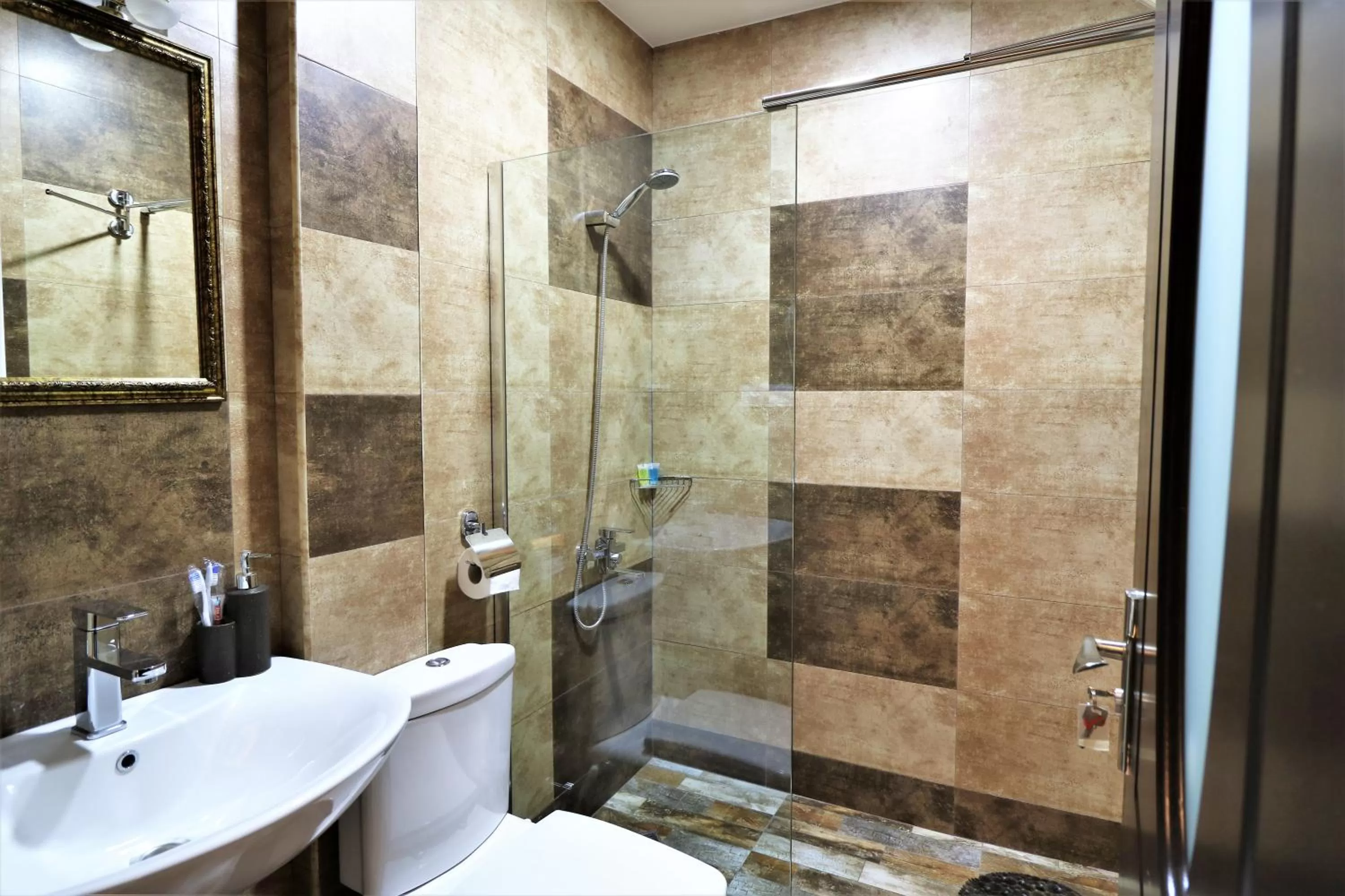 Bathroom in Hotel Liberty Theatre