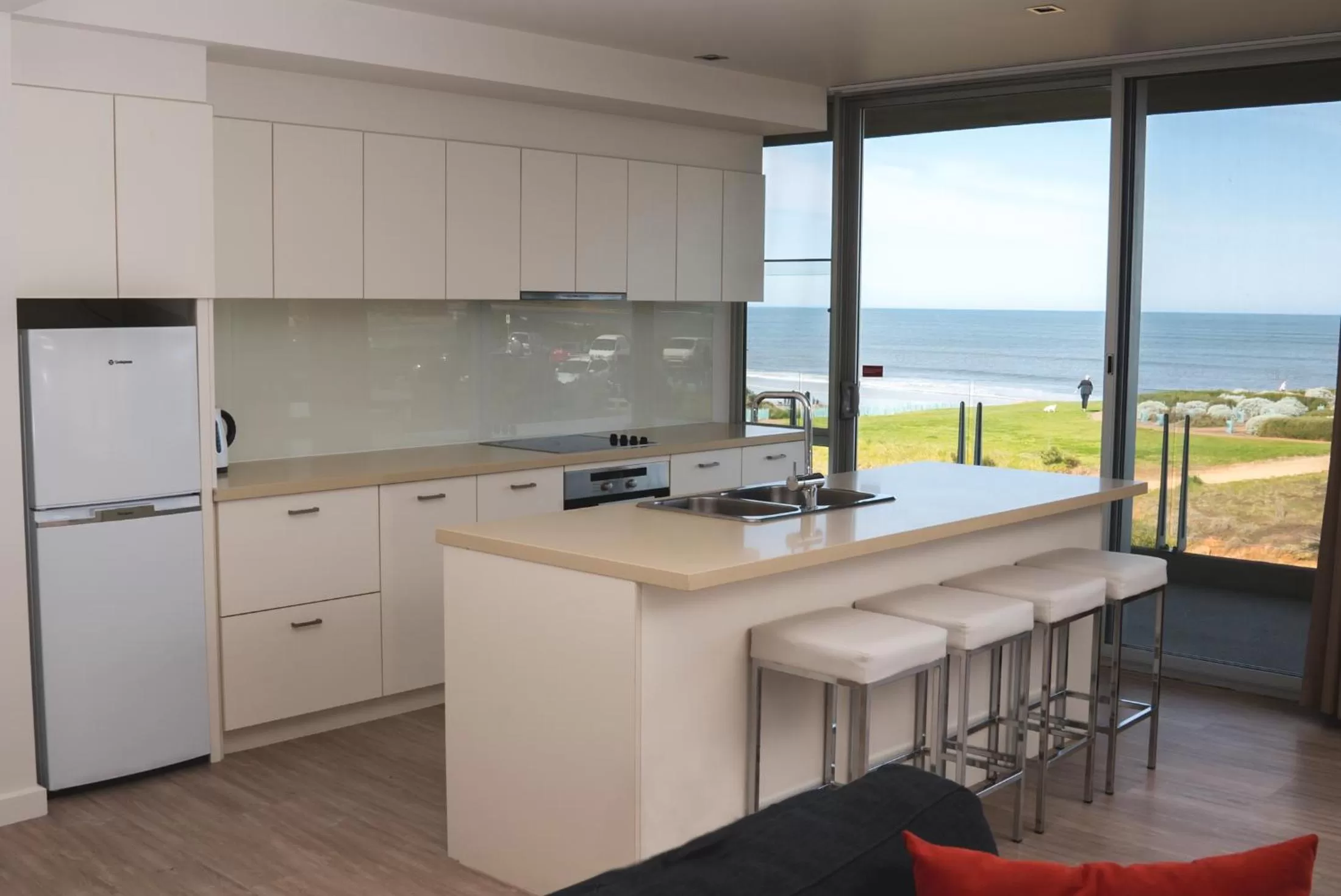 Kitchen or kitchenette in Wyndham Resort Torquay