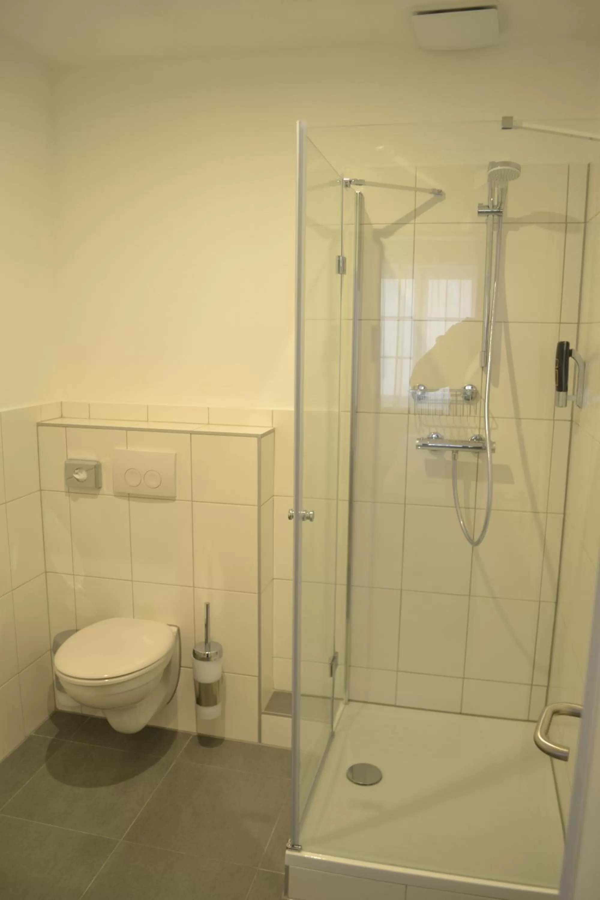 Shower in Platia - rooms