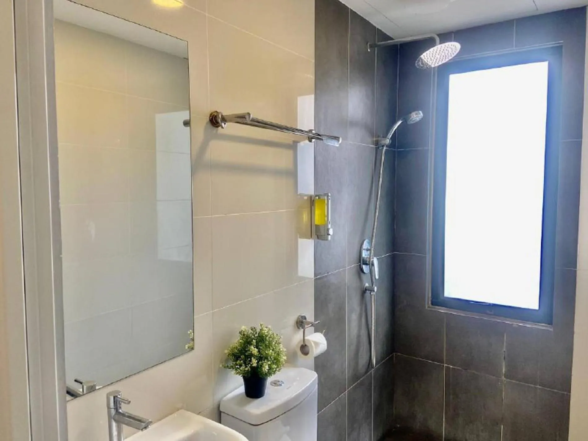 Bathroom in Asia Like Boutique Hotel