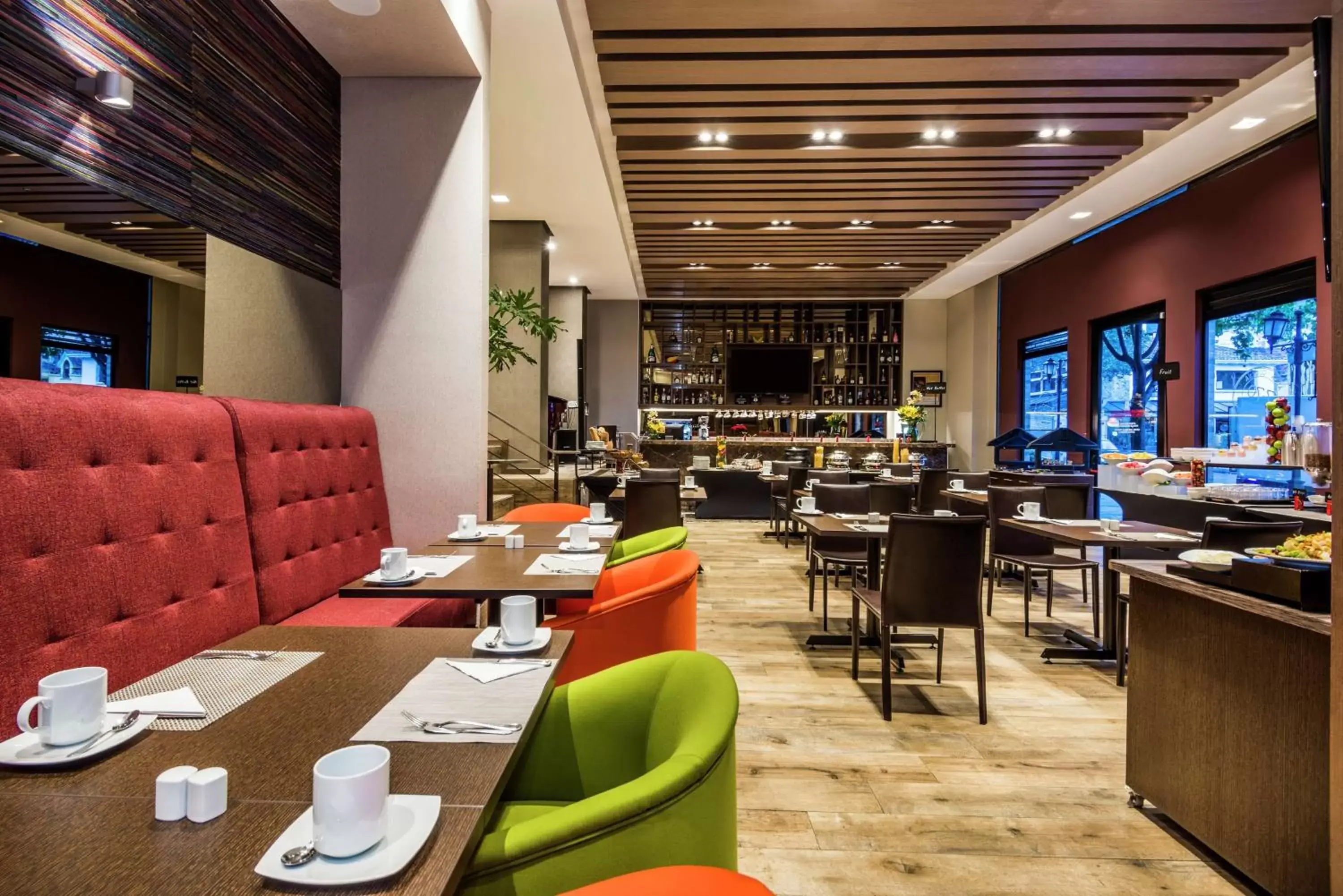 Dining area, Restaurant/Places to Eat in Embassy Suites by Hilton Bogotá - Rosales