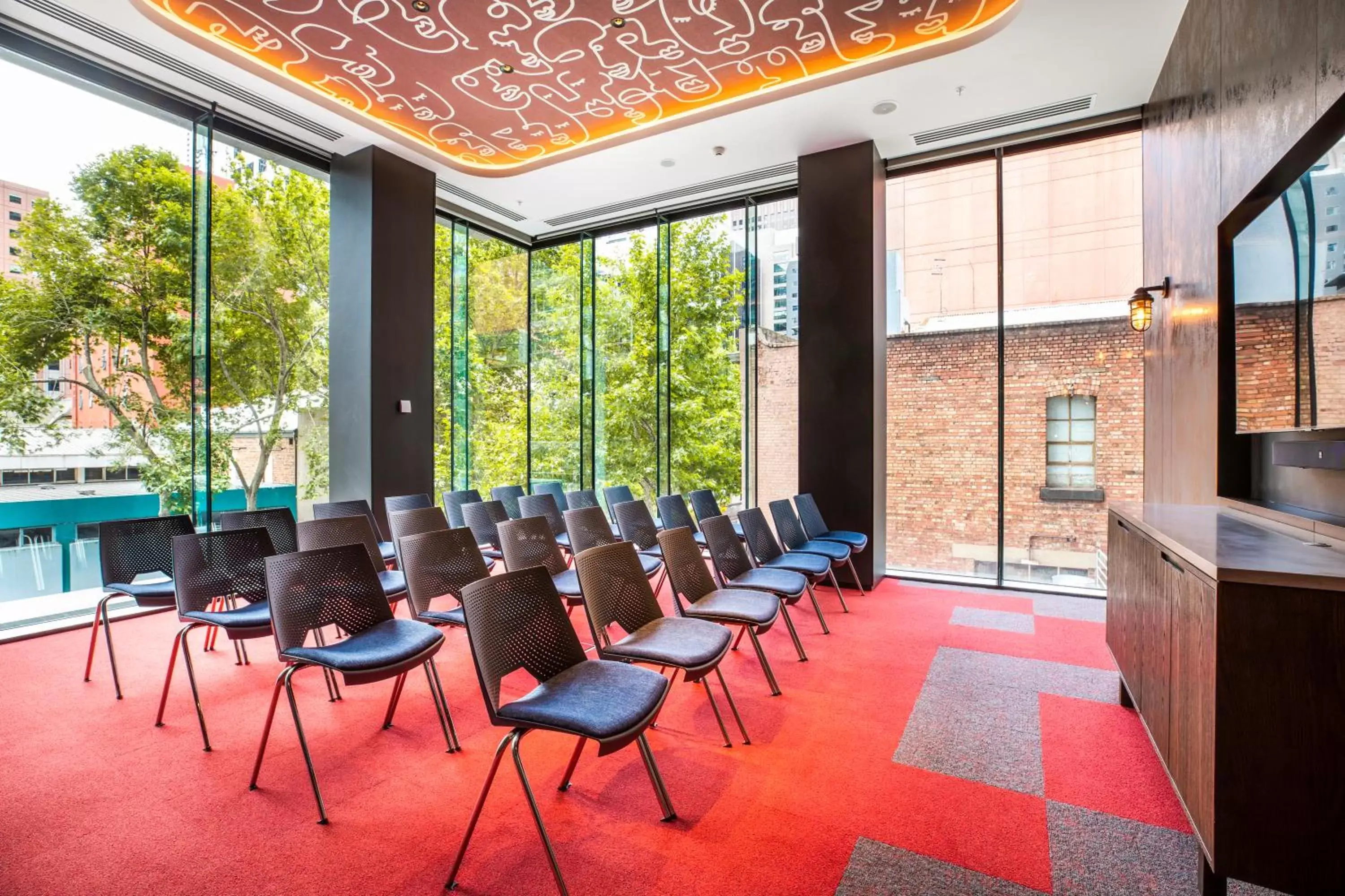 Meeting/conference room in Holiday Inn Express Melbourne Little Collins, an IHG Hotel