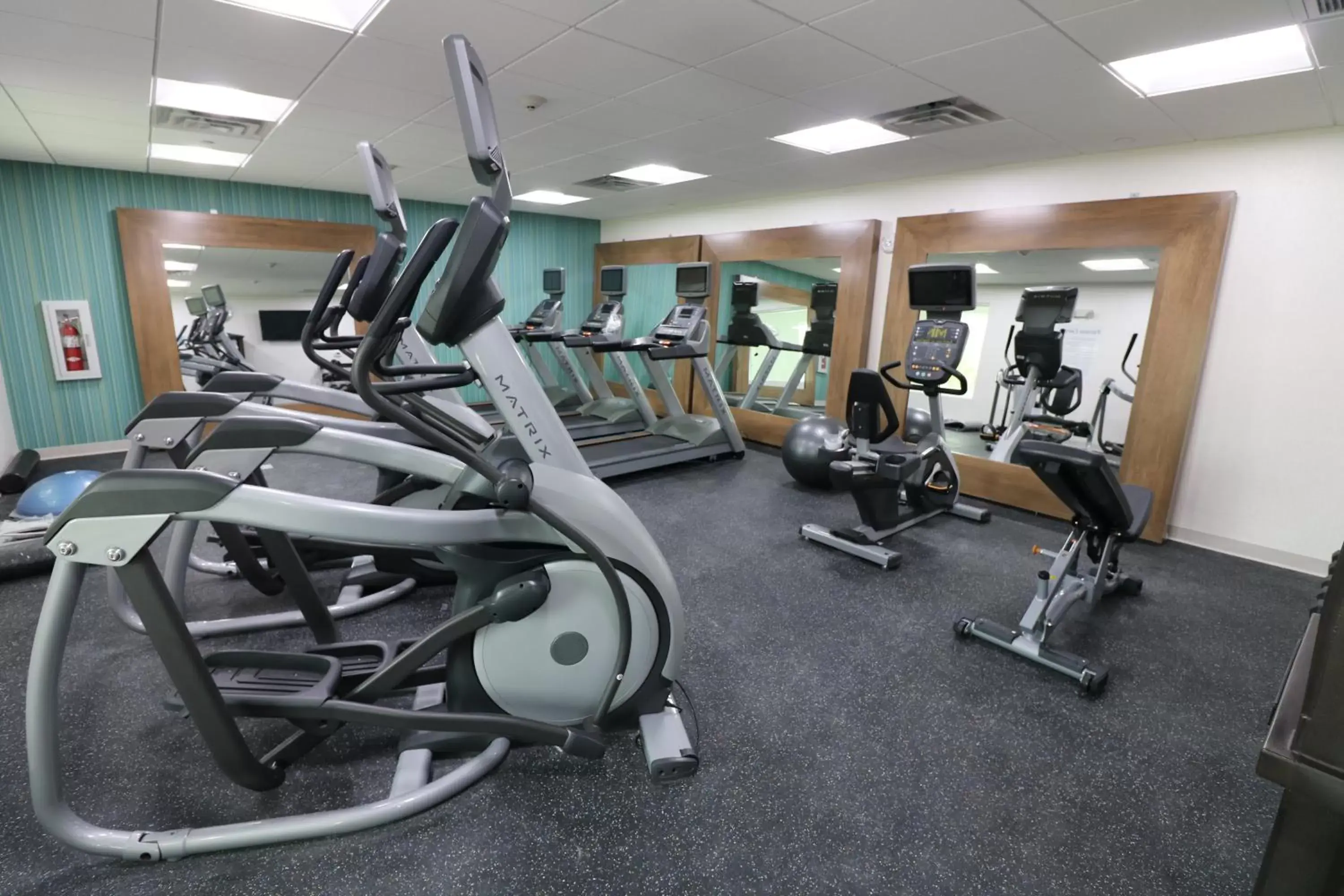 Fitness centre/facilities, Fitness Center/Facilities in Holiday Inn Express & Suites - Coffeyville, an IHG Hotel