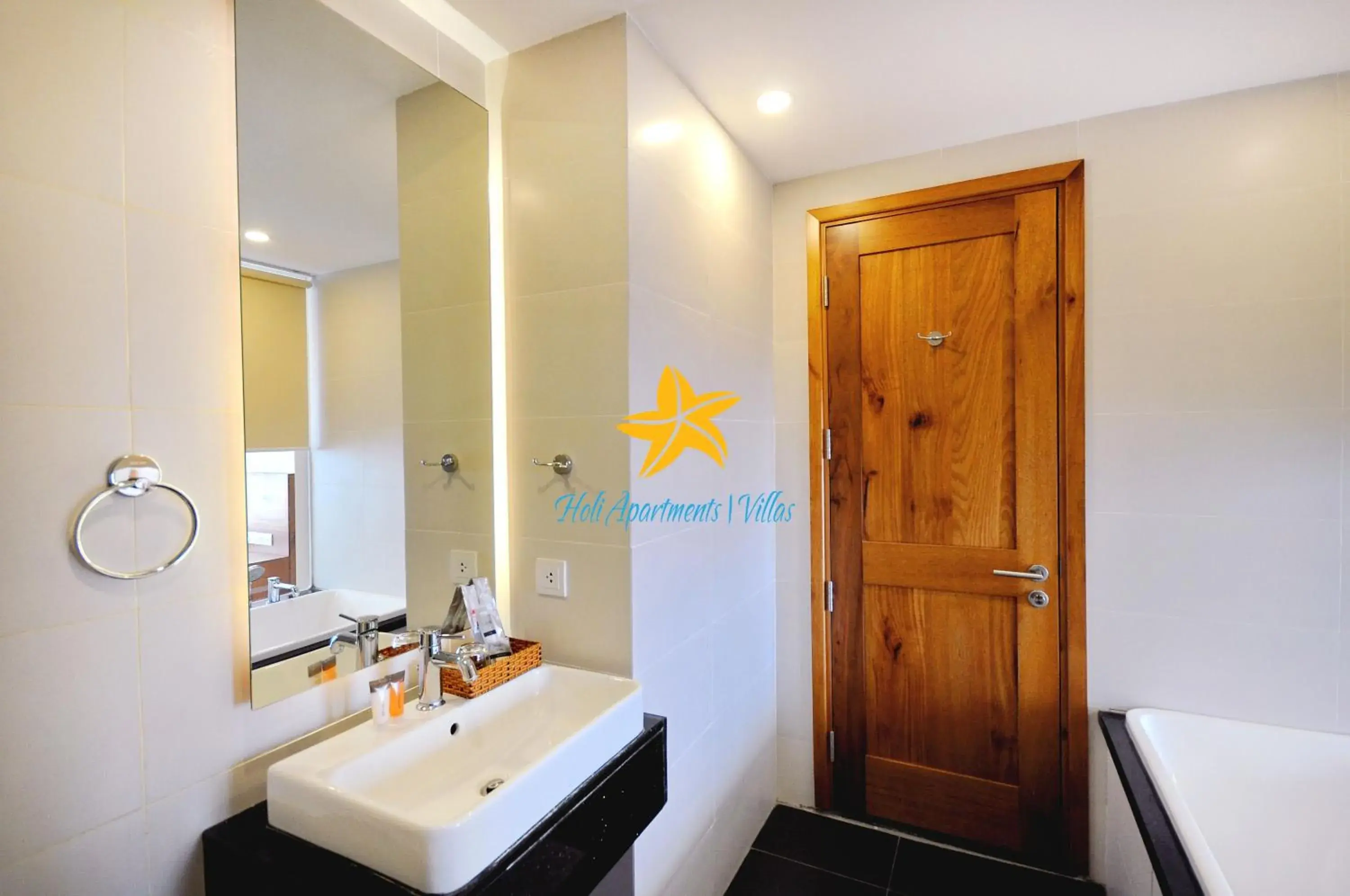 Bathroom in Holi Beach Hotel & Apartments