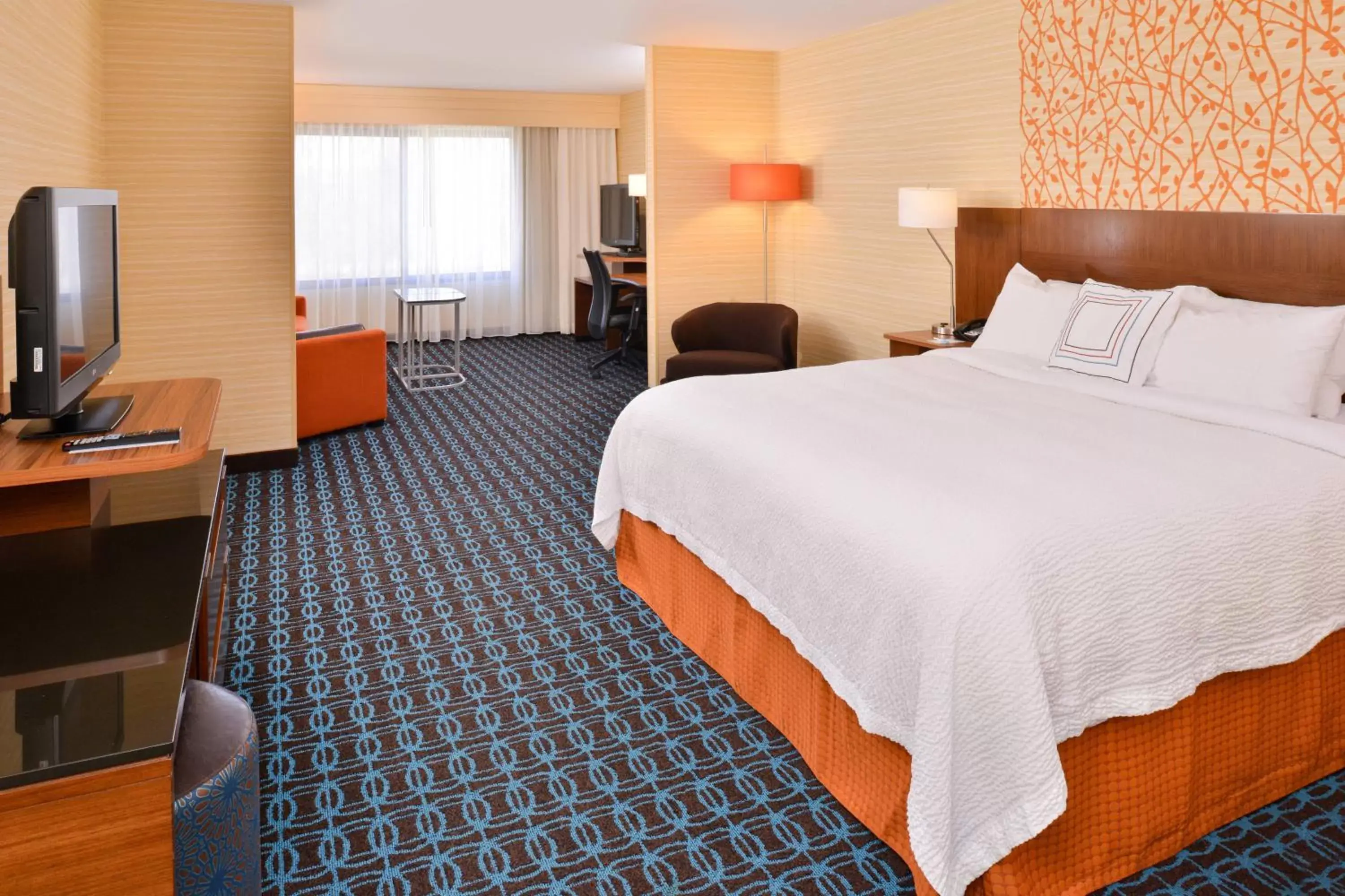 Photo of the whole room, Bed in Fairfield Inn and Suites by Marriott Rochester West/Greece