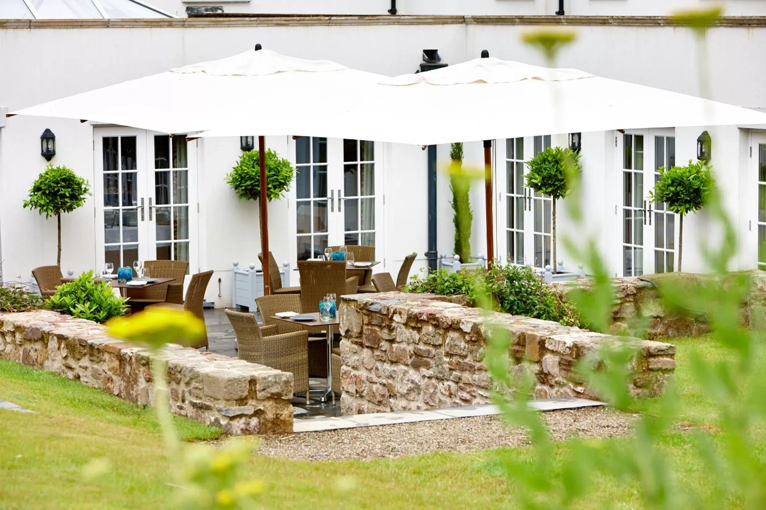 Patio in Grove of Narberth