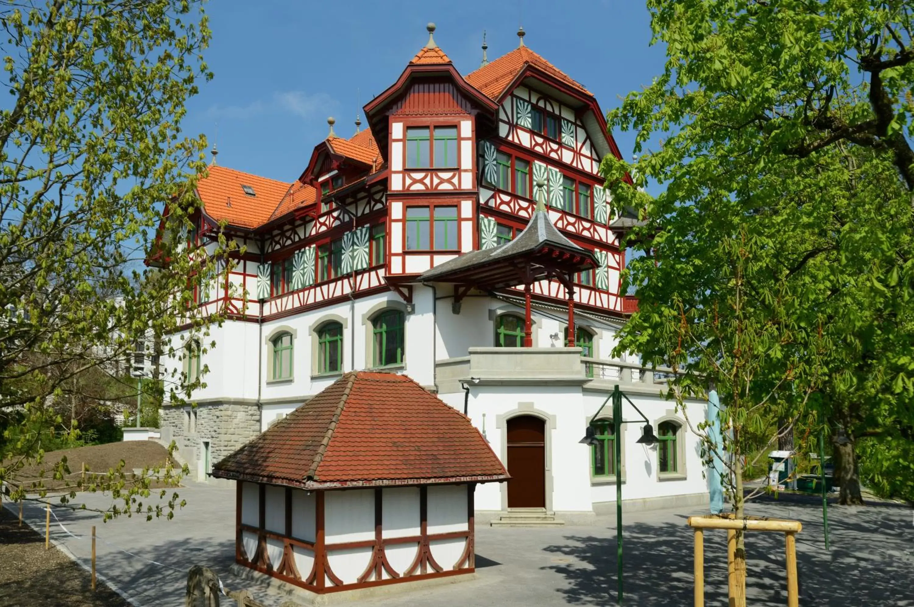 Facade/entrance, Property Building in Militärkantine St. Gallen