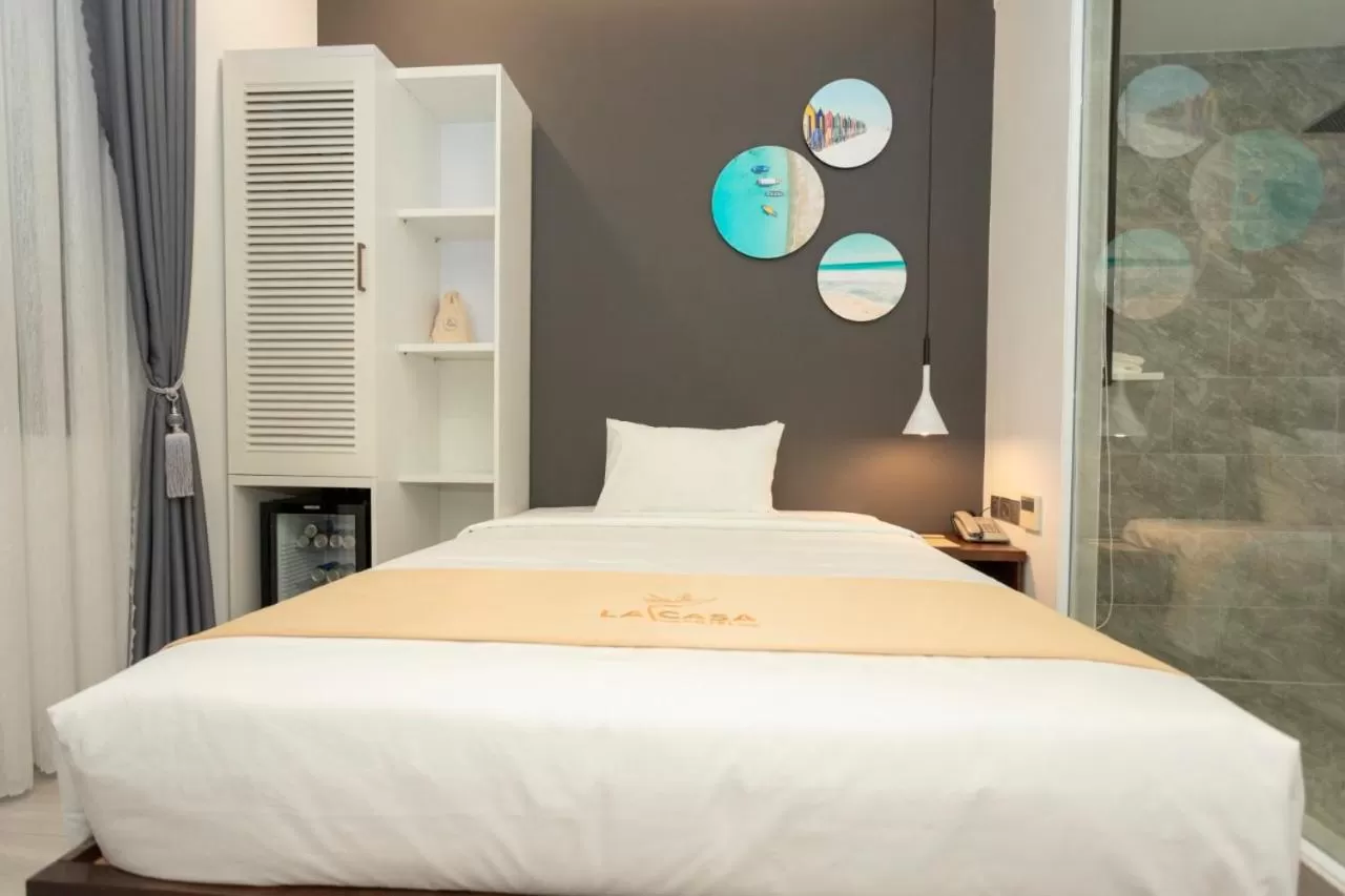 Bed in La Casa Tuy Hòa