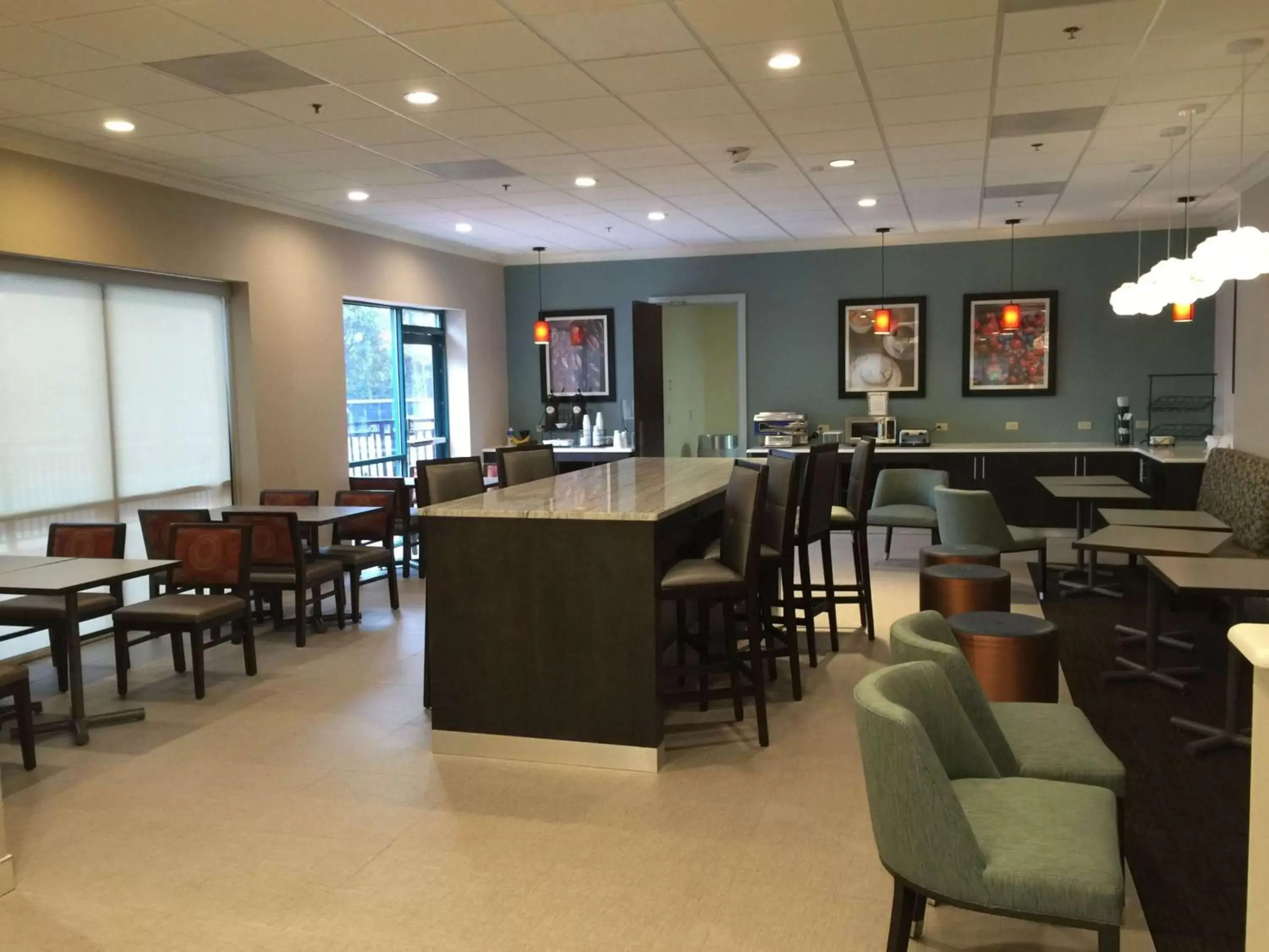 Restaurant/Places to Eat in Best Western Plus Roswell/Alpharetta