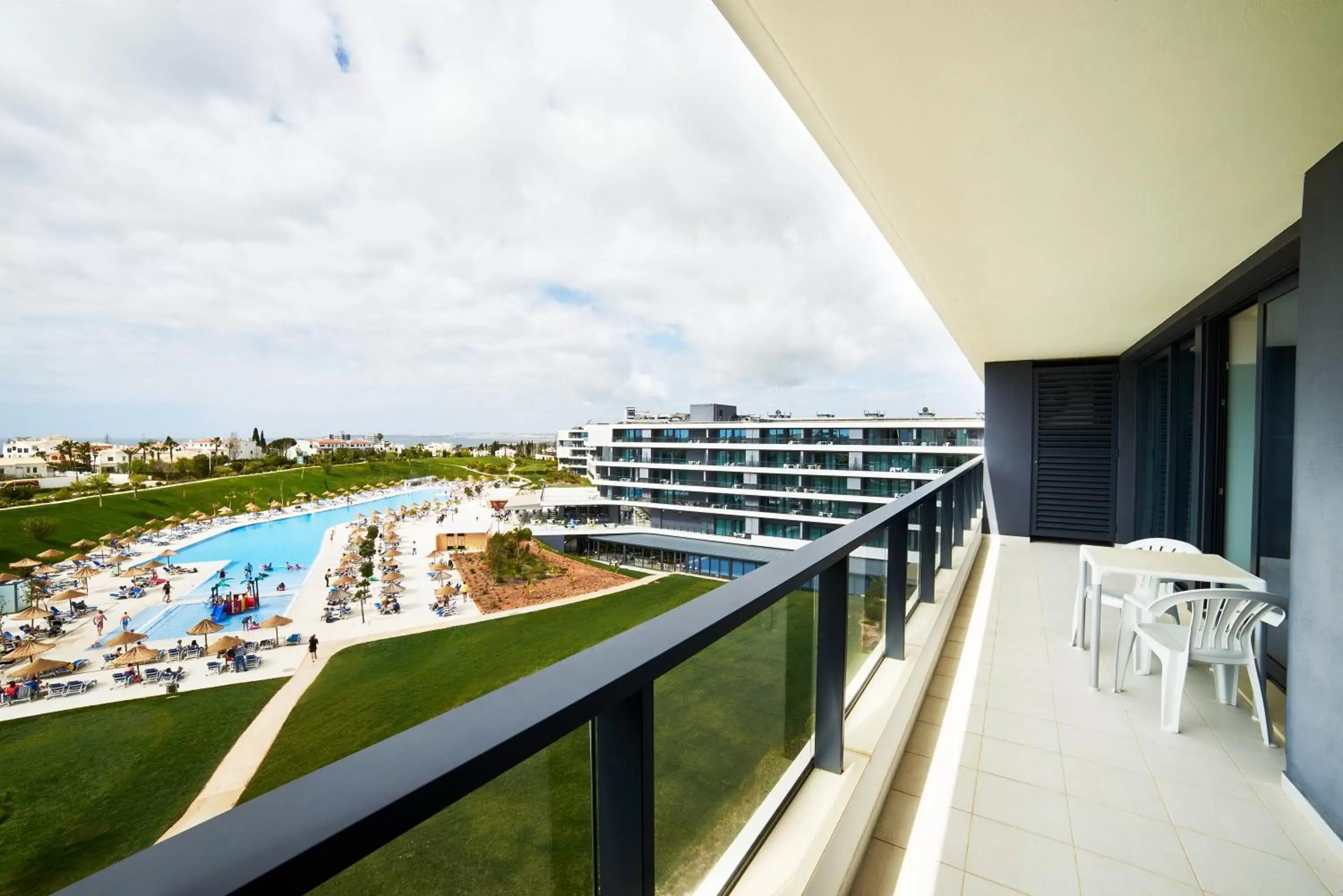 Balcony/Terrace in RR Alvor Baía Resort