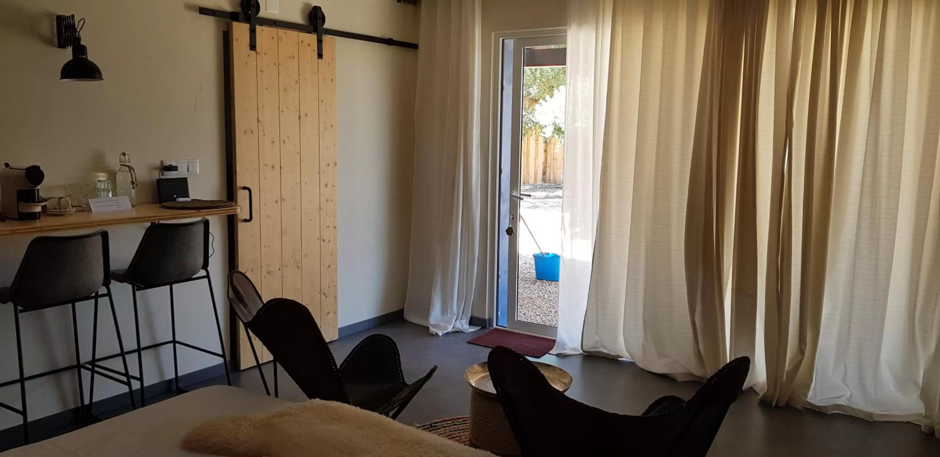 Trendy and Luxe B&B and Garden Suite