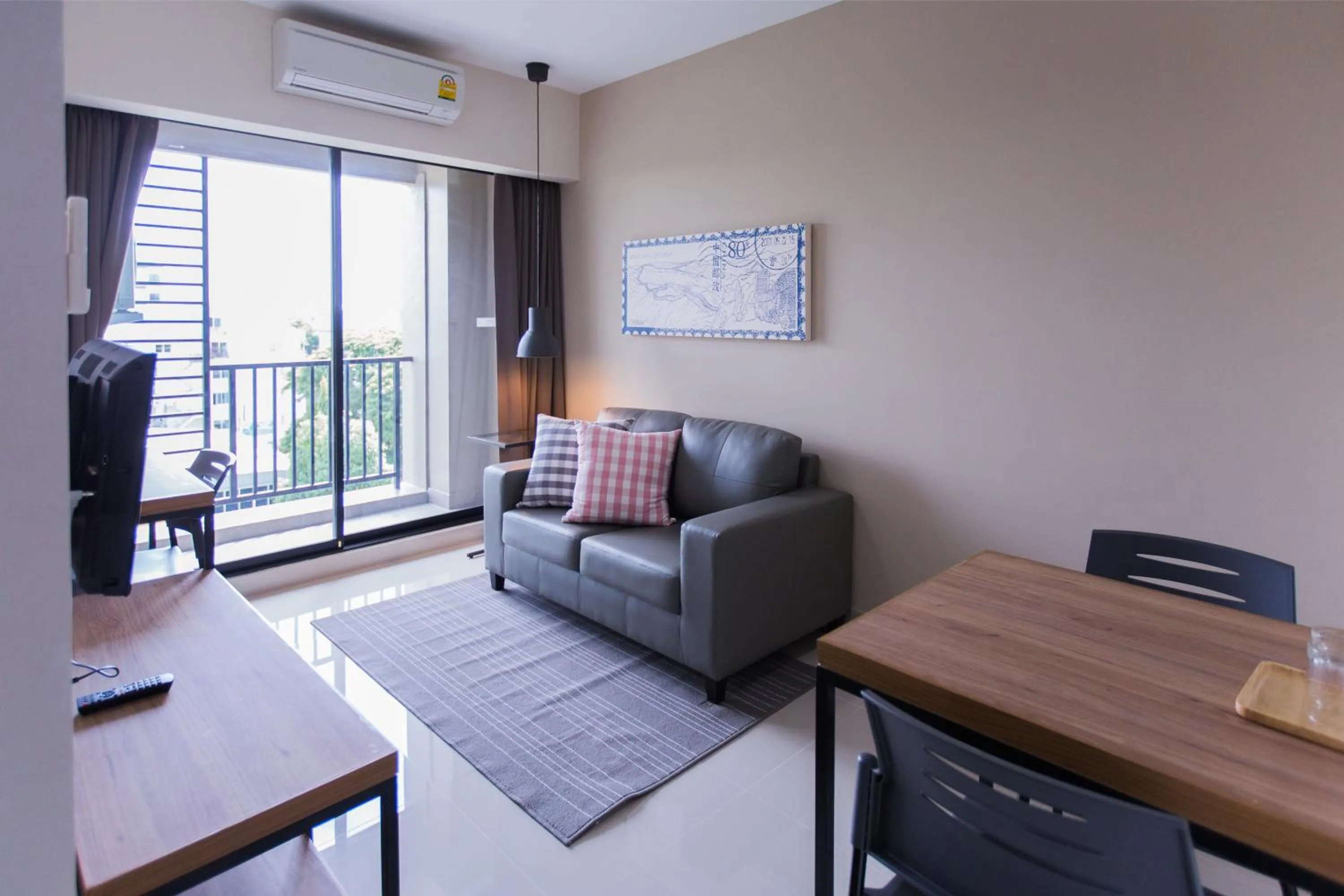 Family Suite in The Journey Hotel Laksi