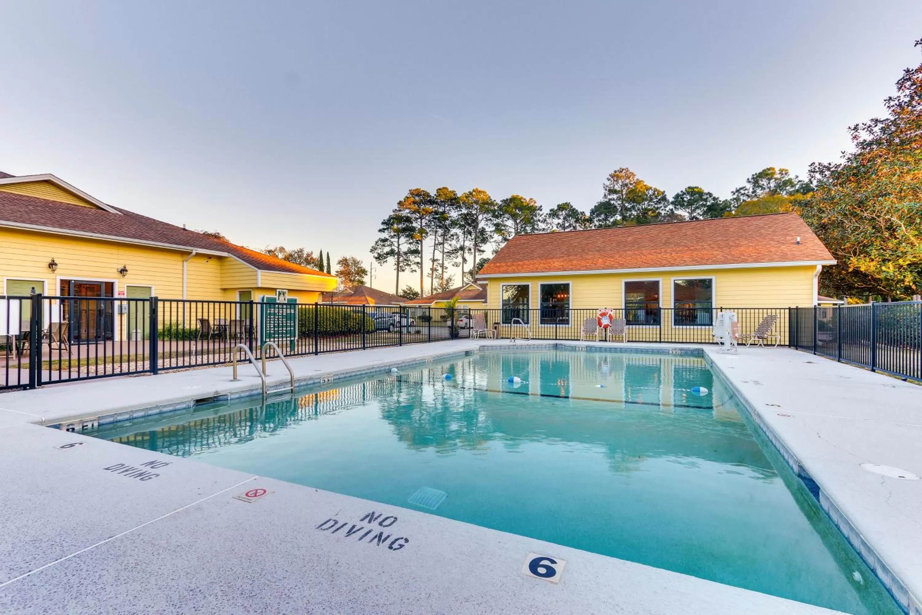 Mariners Suites - Kingsland