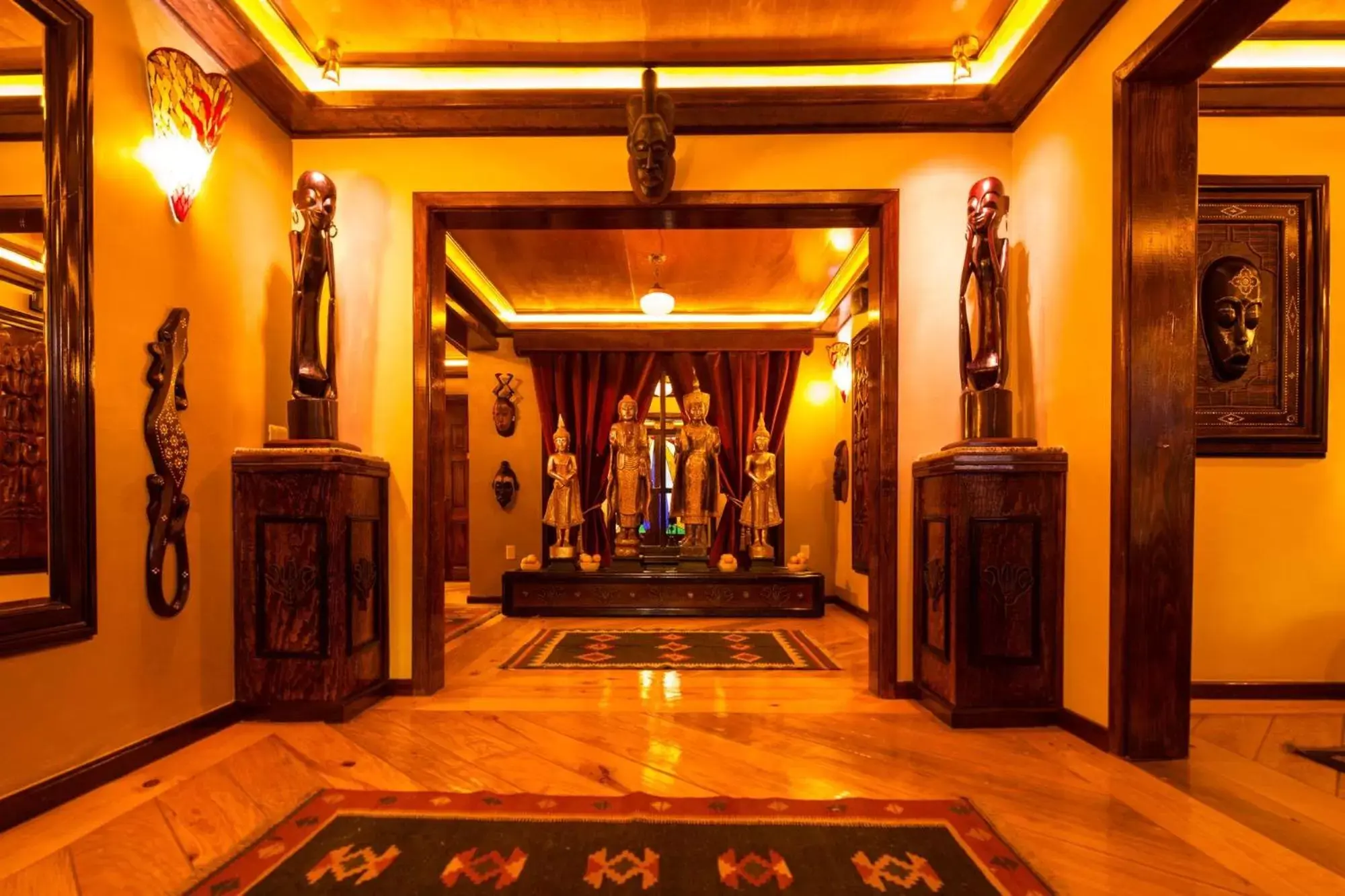 Lounge or bar in Hotel Parque México Suites at Condesa