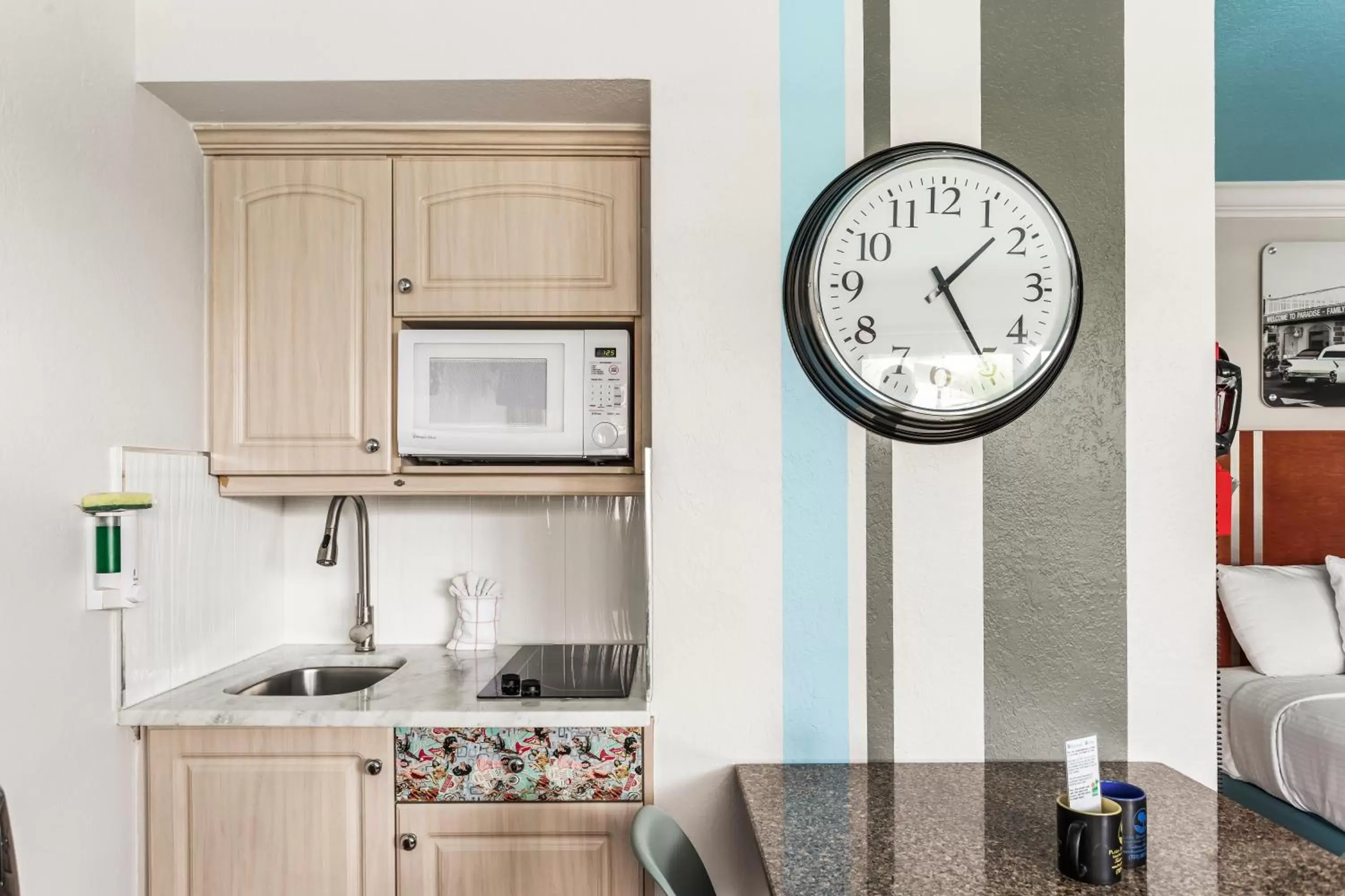 Photo of the whole room in Plaza Beach Hotel - Beachfront Resort Photo of the whole room in Plaza Beach Hotel - Beachfront Resort