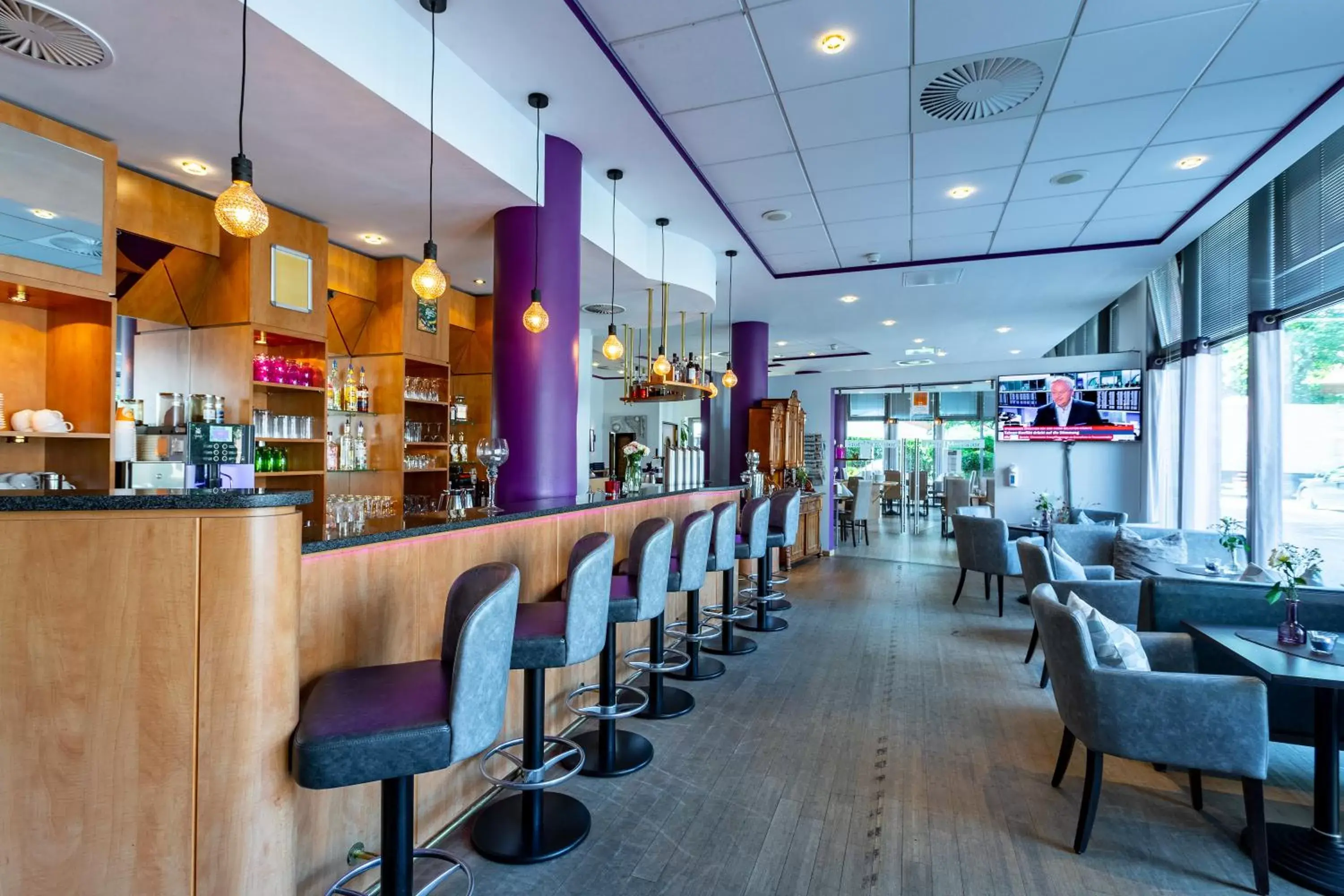 Lounge or bar, Lounge/Bar in Hotel Mercator Itzehoe-Klosterforst
