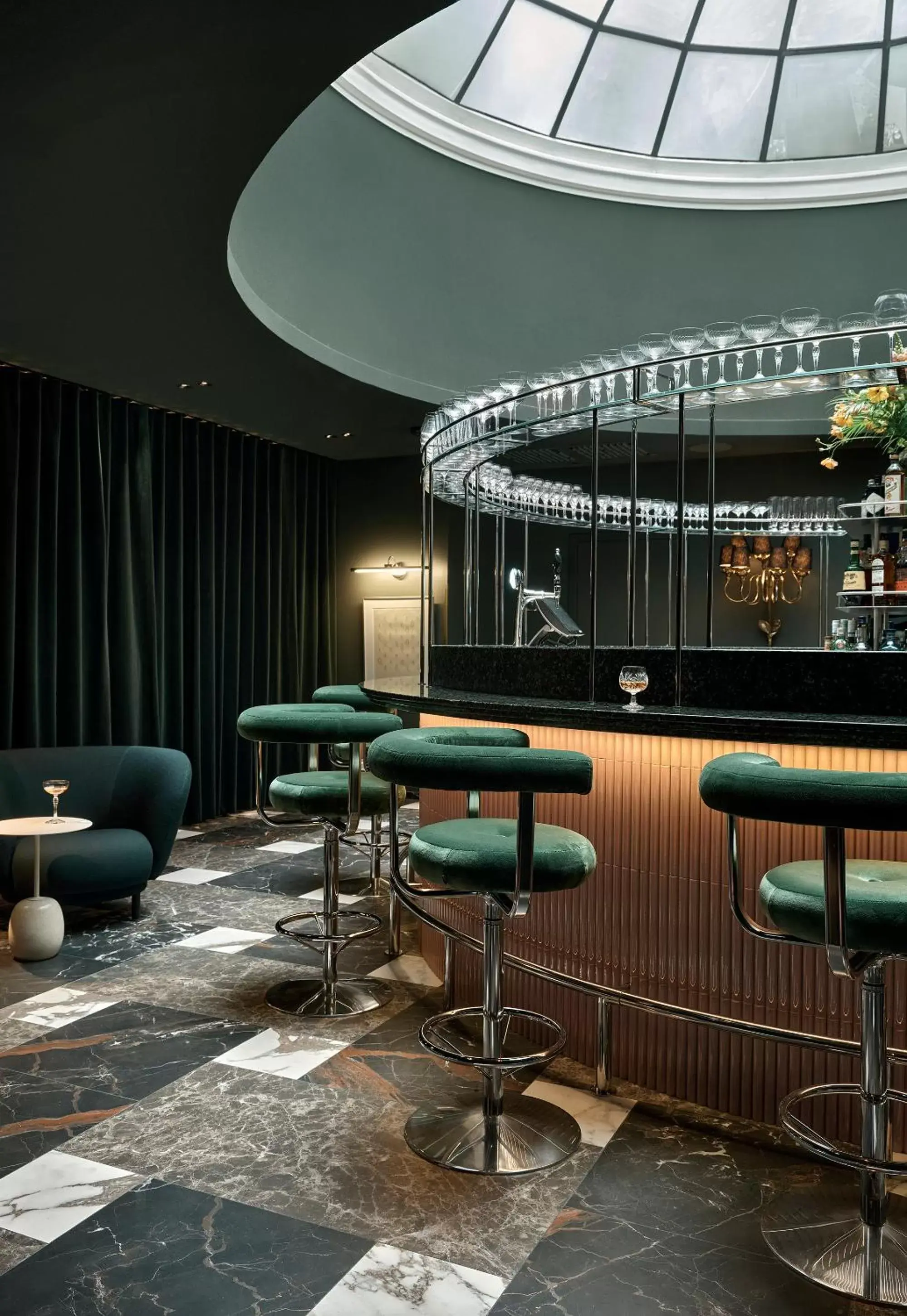 Lounge or bar, Lounge/Bar in Solo Sokos Hotel Torni Helsinki