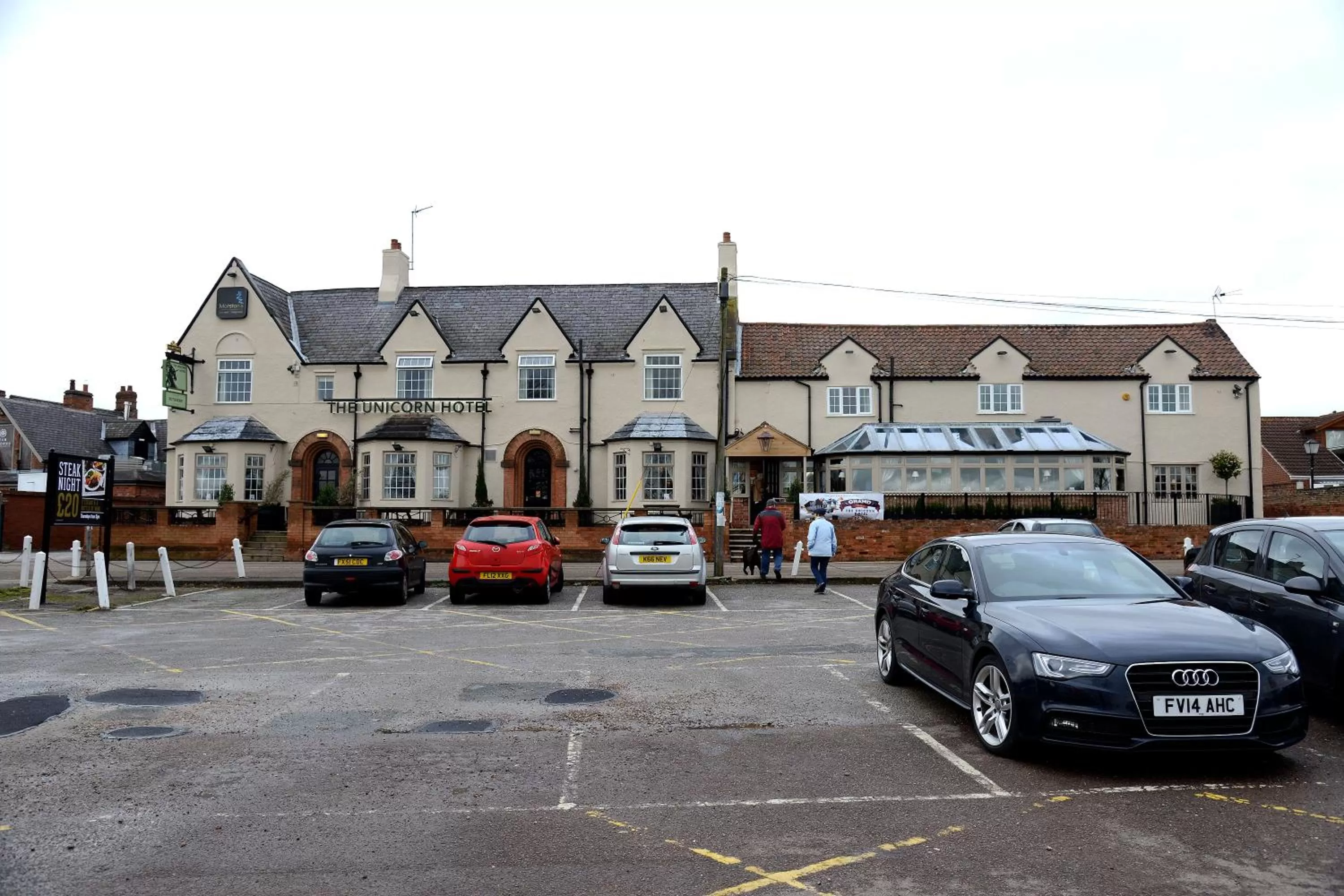 Facade/entrance in Unicorn, Gunthorpe by Marston's Inns