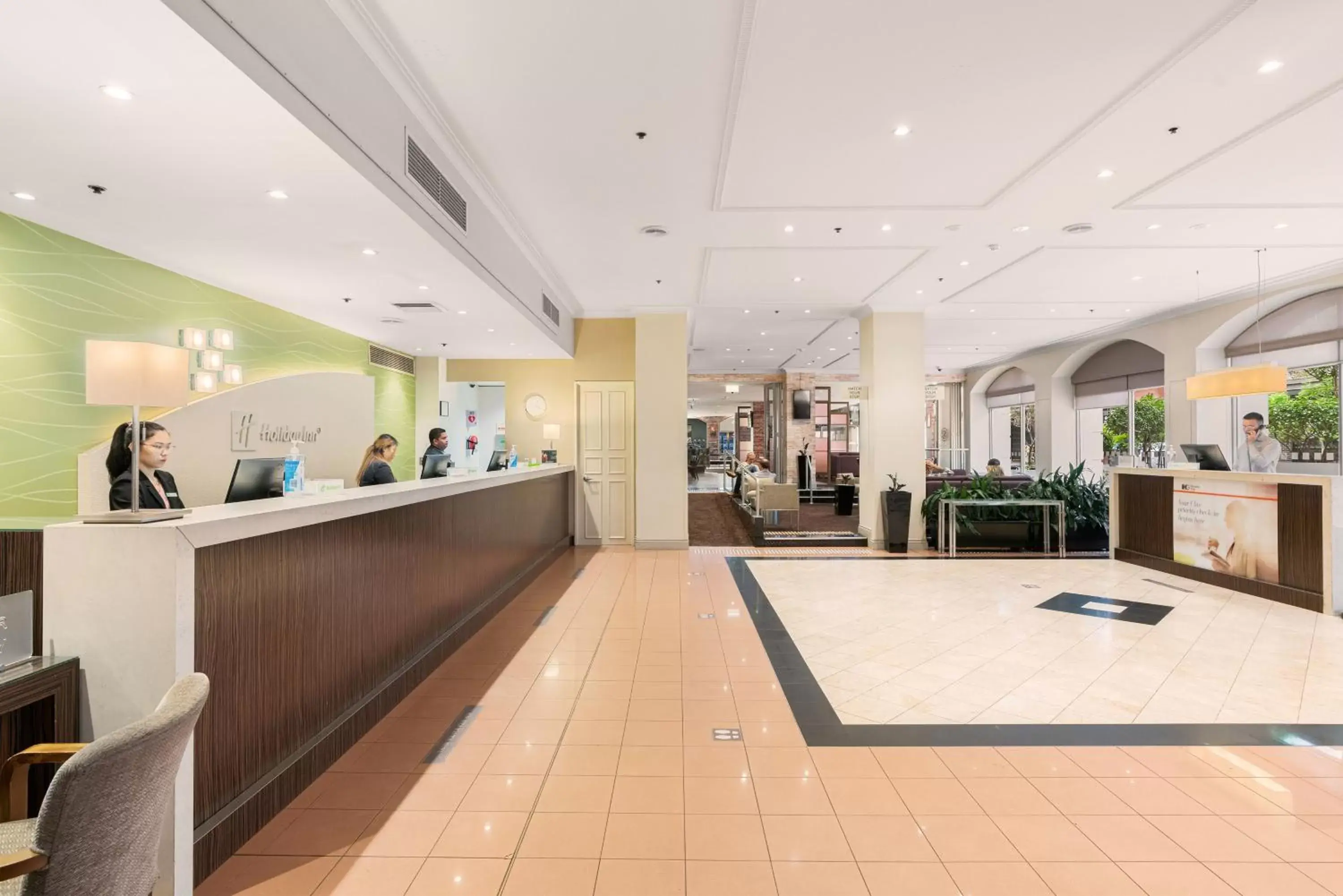 Property building, Lobby/Reception in Holiday Inn Darling Harbour, an IHG Hotel