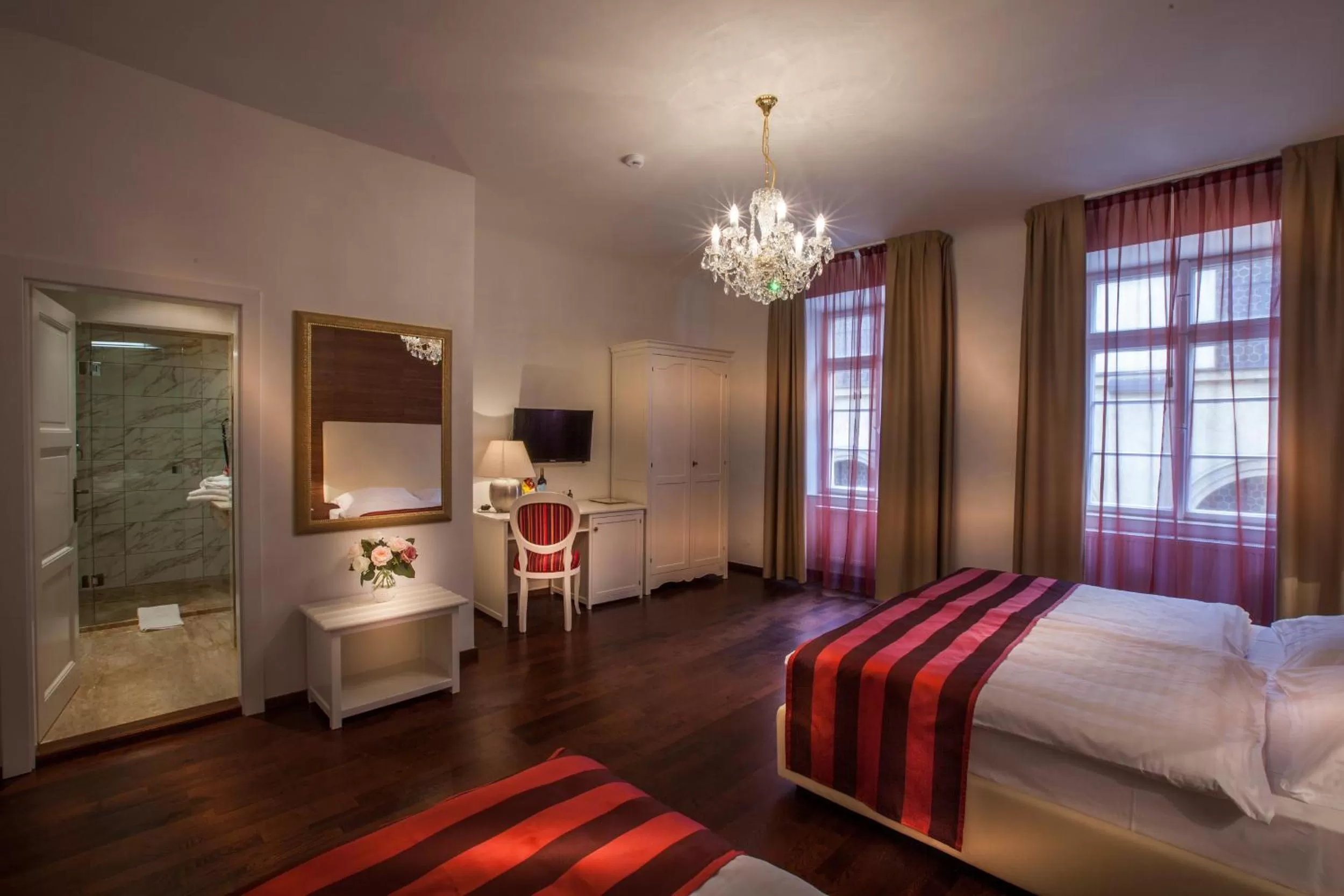 Bedroom, Bed in Little King Hotel U Malvaze