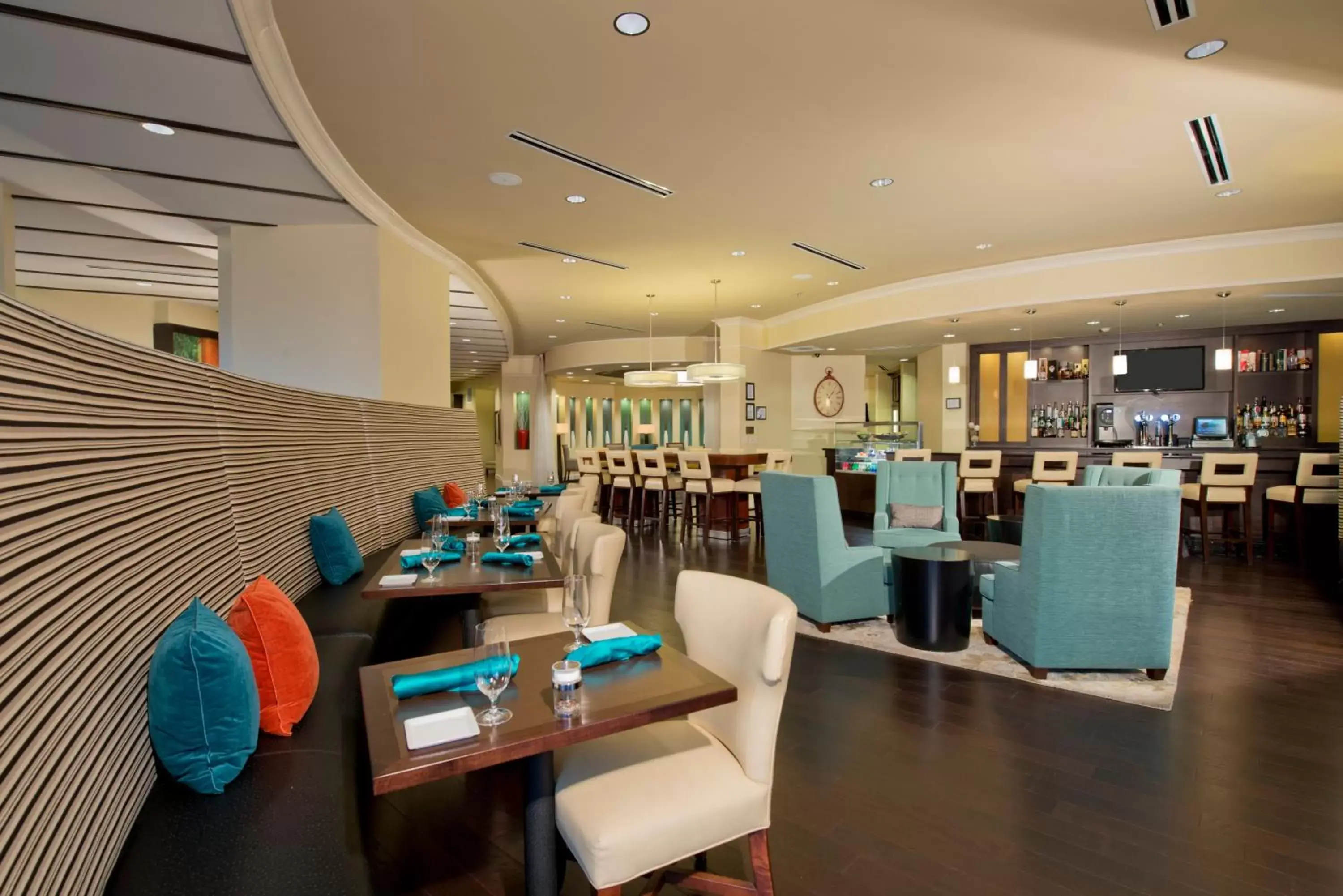 Restaurant/Places to Eat in Hotel Indigo Atlanta Airport College Park, an IHG Hotel