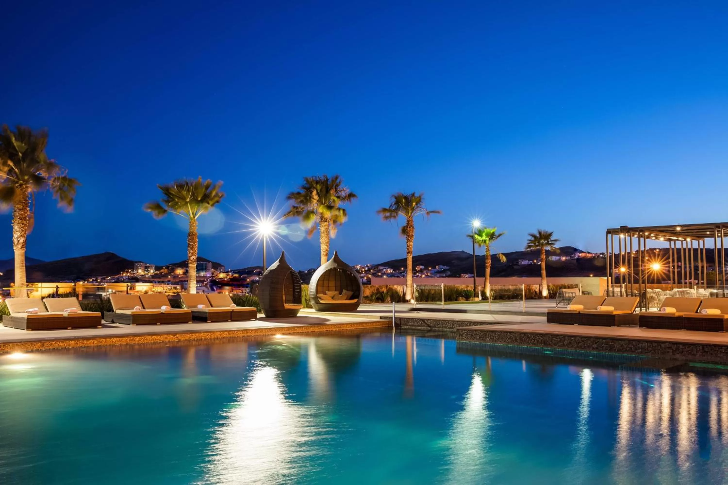 Swimming pool in Sheraton Chihuahua Soberano