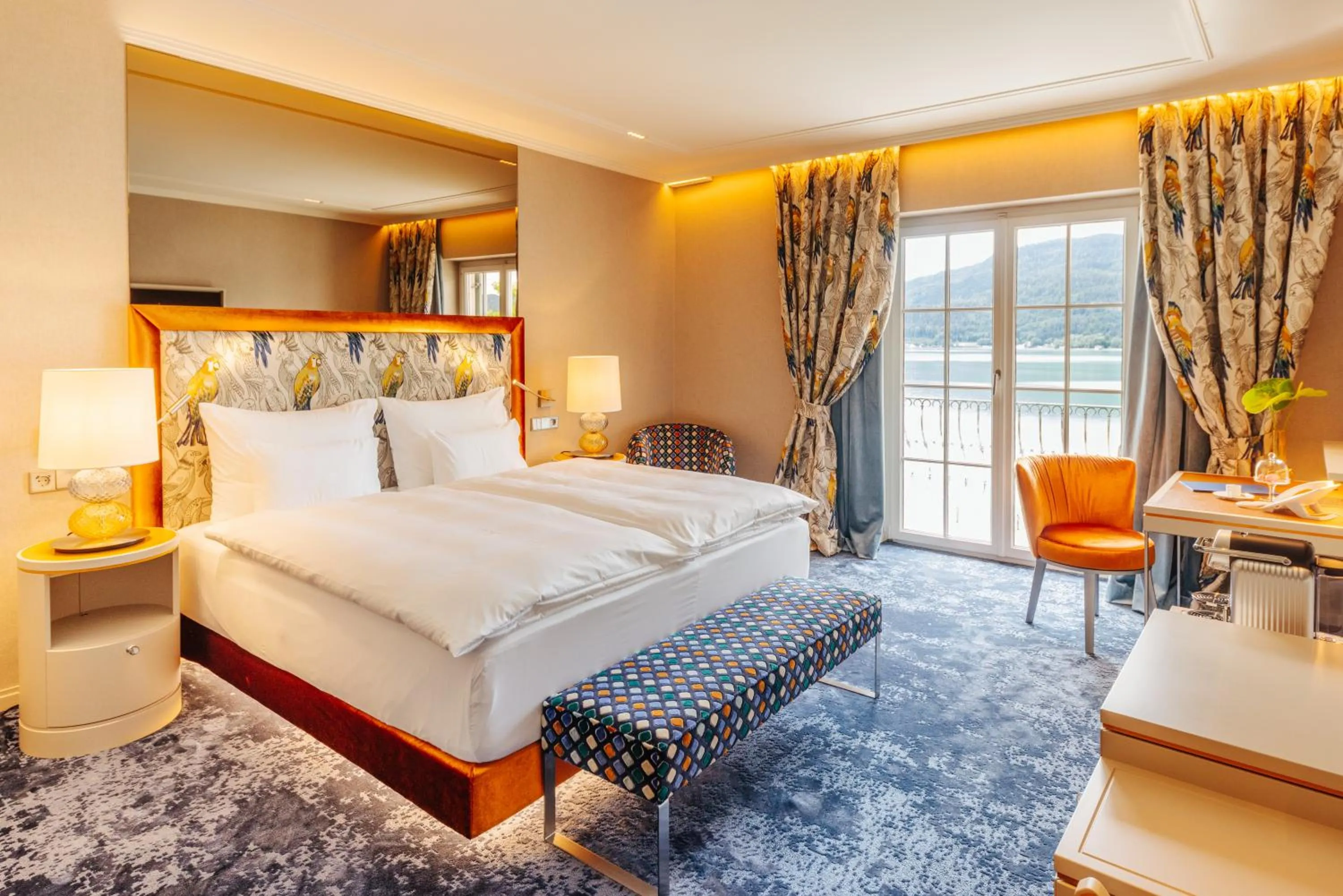 Bedroom, Bed in Hotel Schloss Seefels