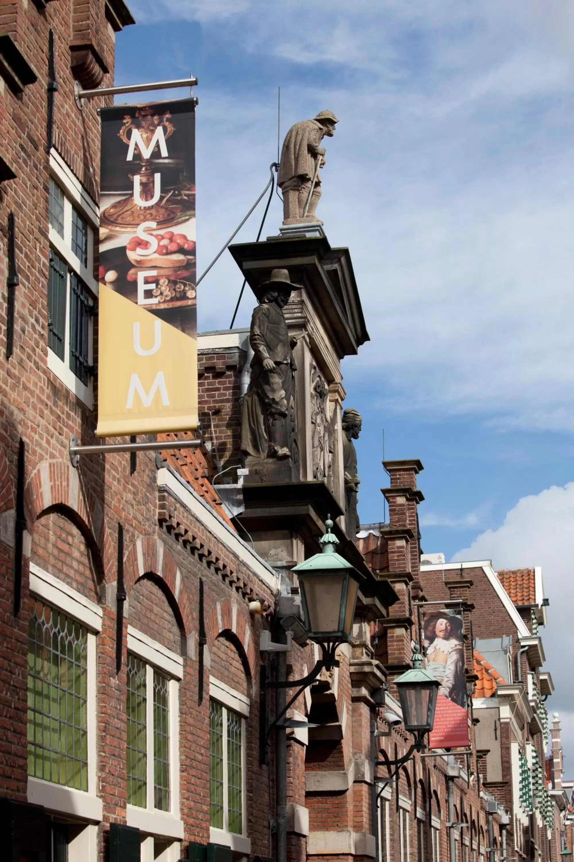 Restaurant/places to eat in ibis Styles Haarlem City