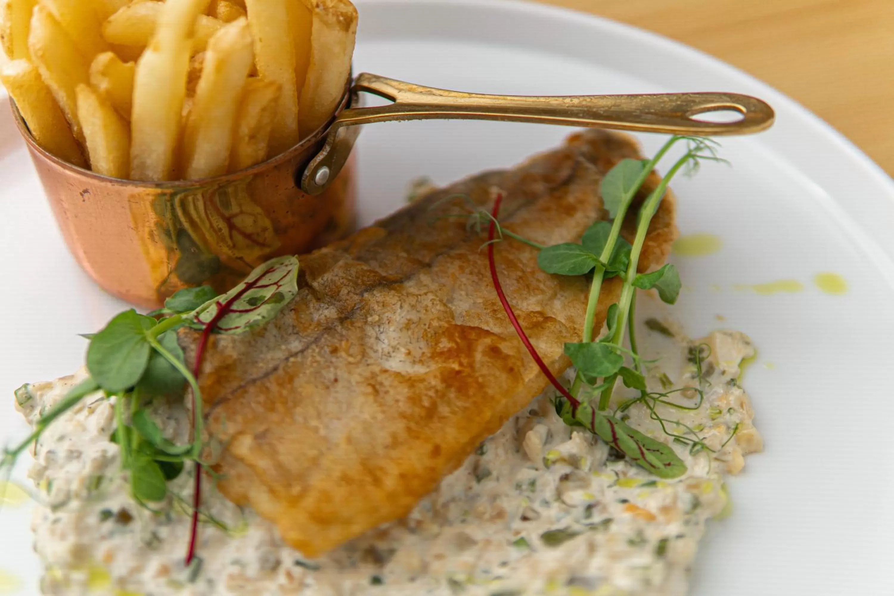 Restaurant/places to eat in HOTEL CICHA WODA NIEPORĘT