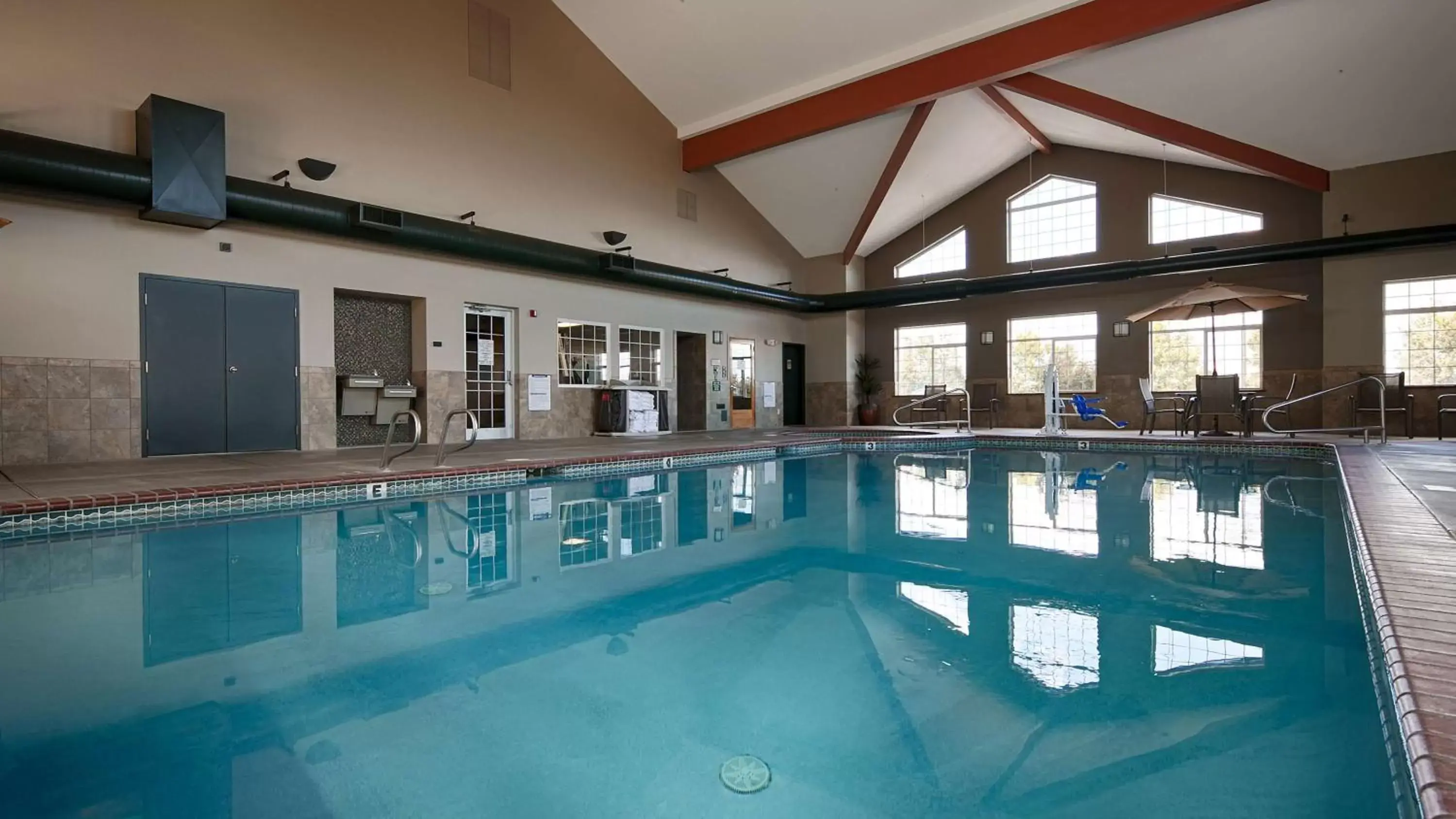 On site, Swimming Pool in Best Western Plus Kennewick Inn