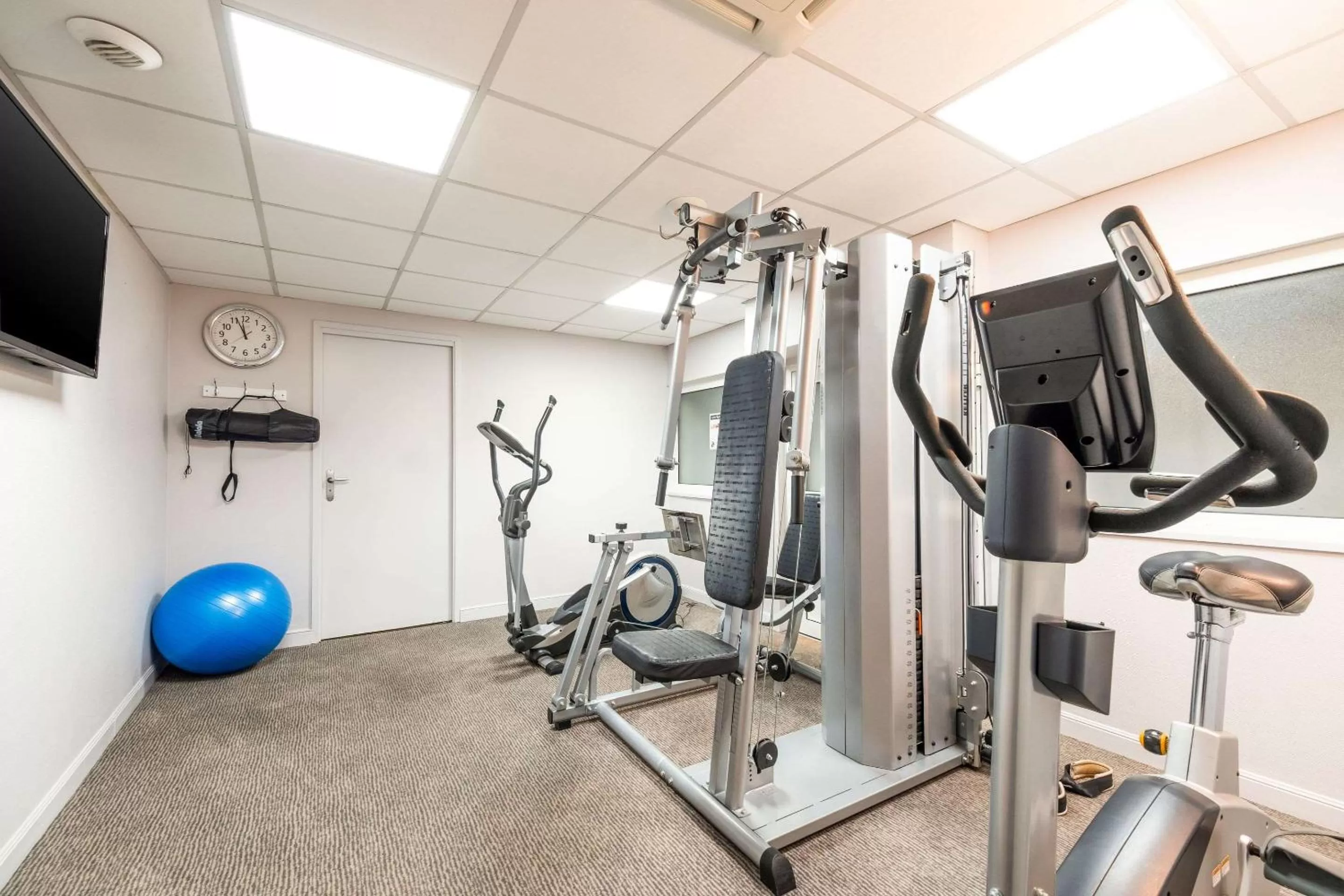 Fitness centre/facilities in Quality Hotel Pau Centre Bosquet