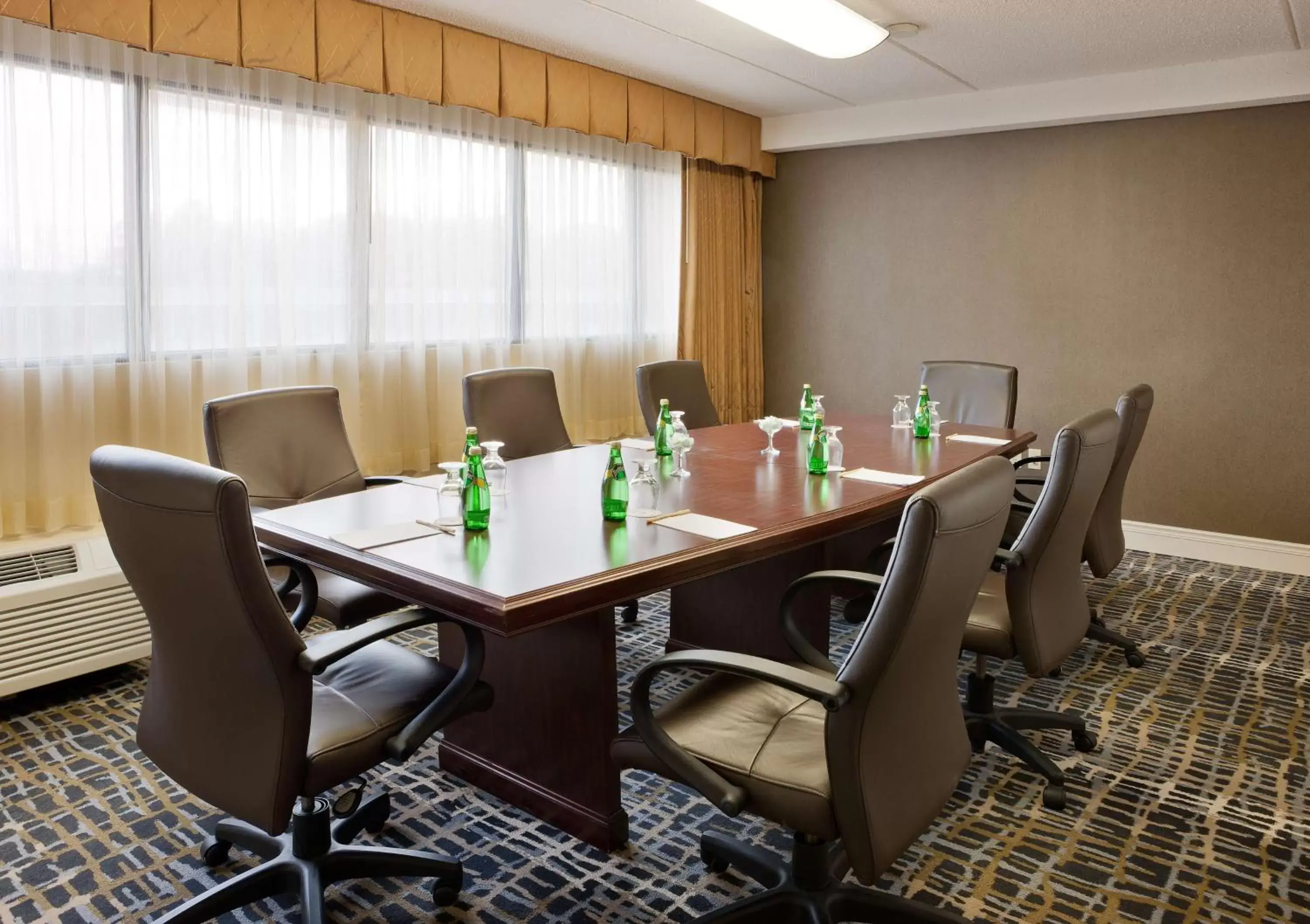 Meeting/conference room in DoubleTree by Hilton Boston/Westborough